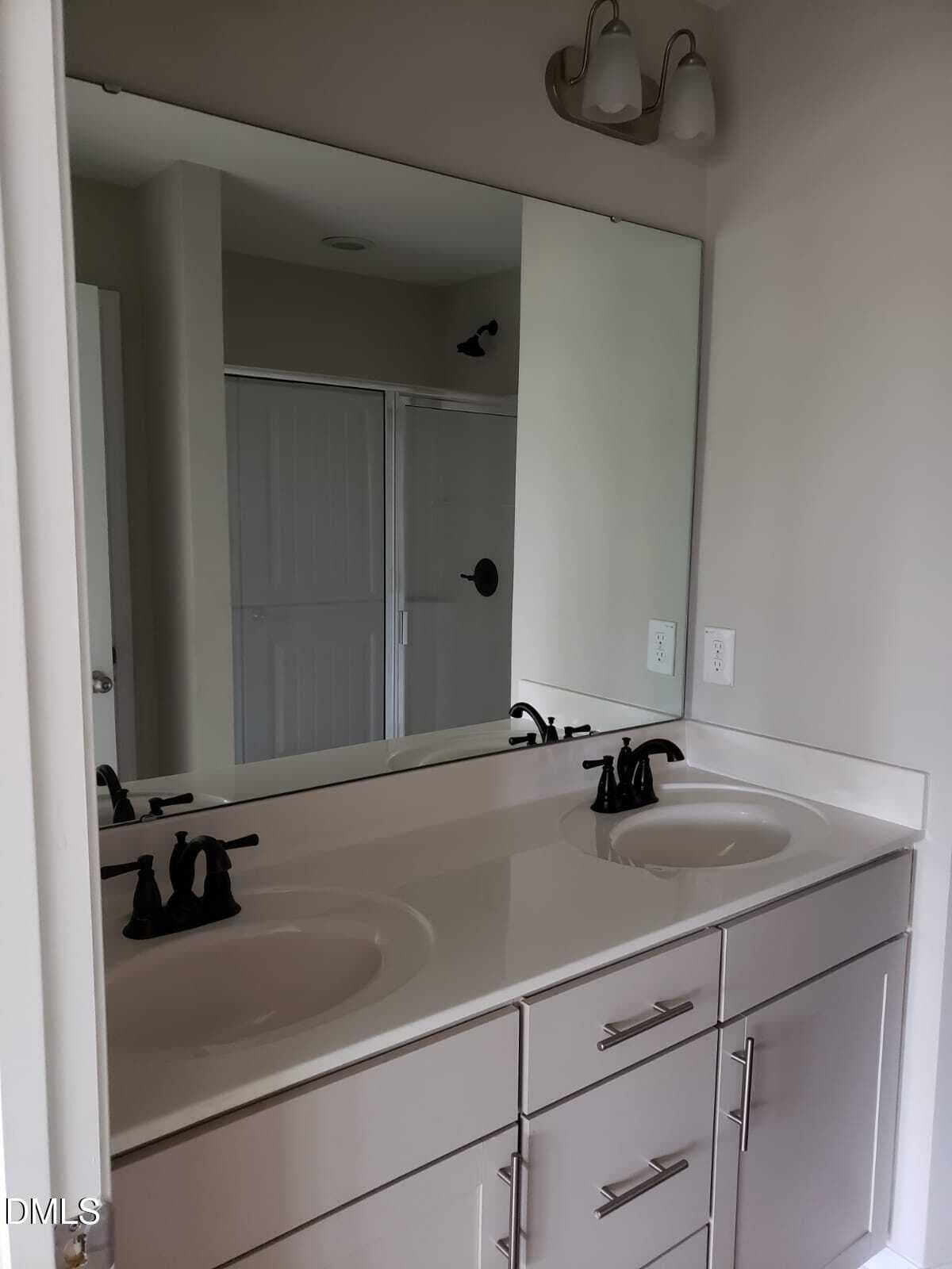 974301ce-cd4c-491d-b6c4-78c5fcc735cb - 423 White Oak Ridge Drive, Garner, NC 27529