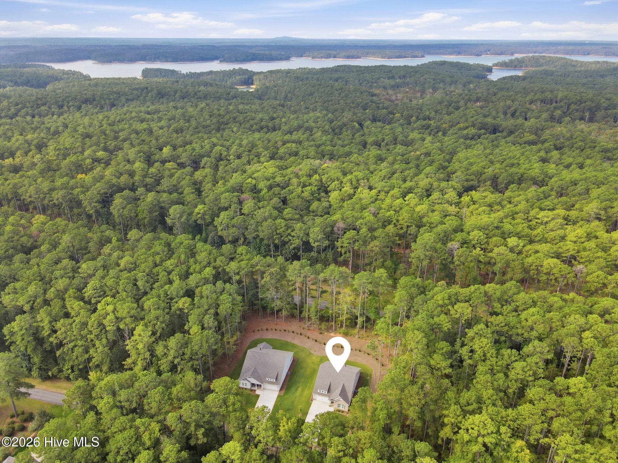 Single Family Residence at 250 Fairway Drive, McCormick, SC 29835, photo 10 of 127
