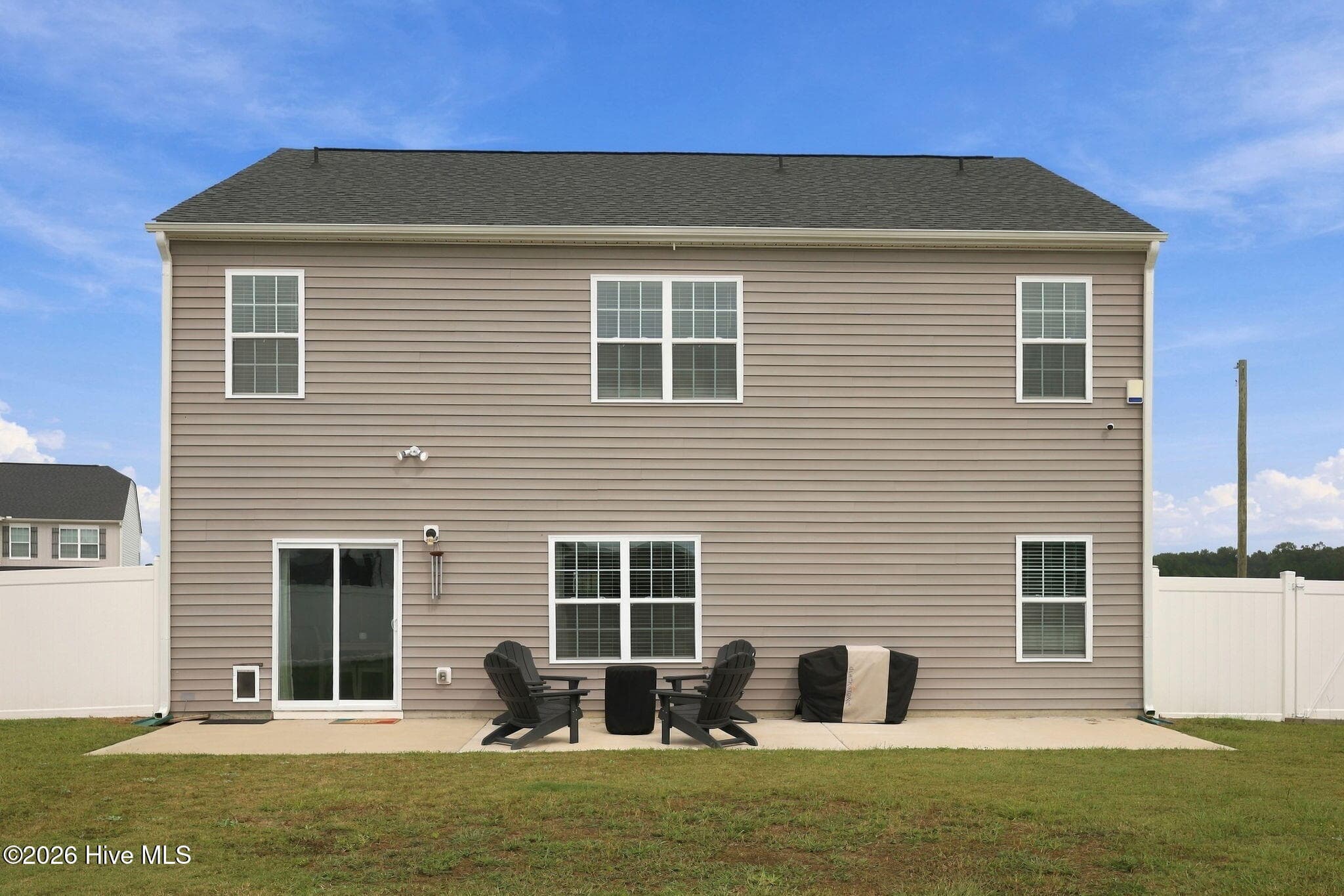 Single Family Residence at 1214 Queensland Lane, Ayden, NC 28513, photo 10 of 58