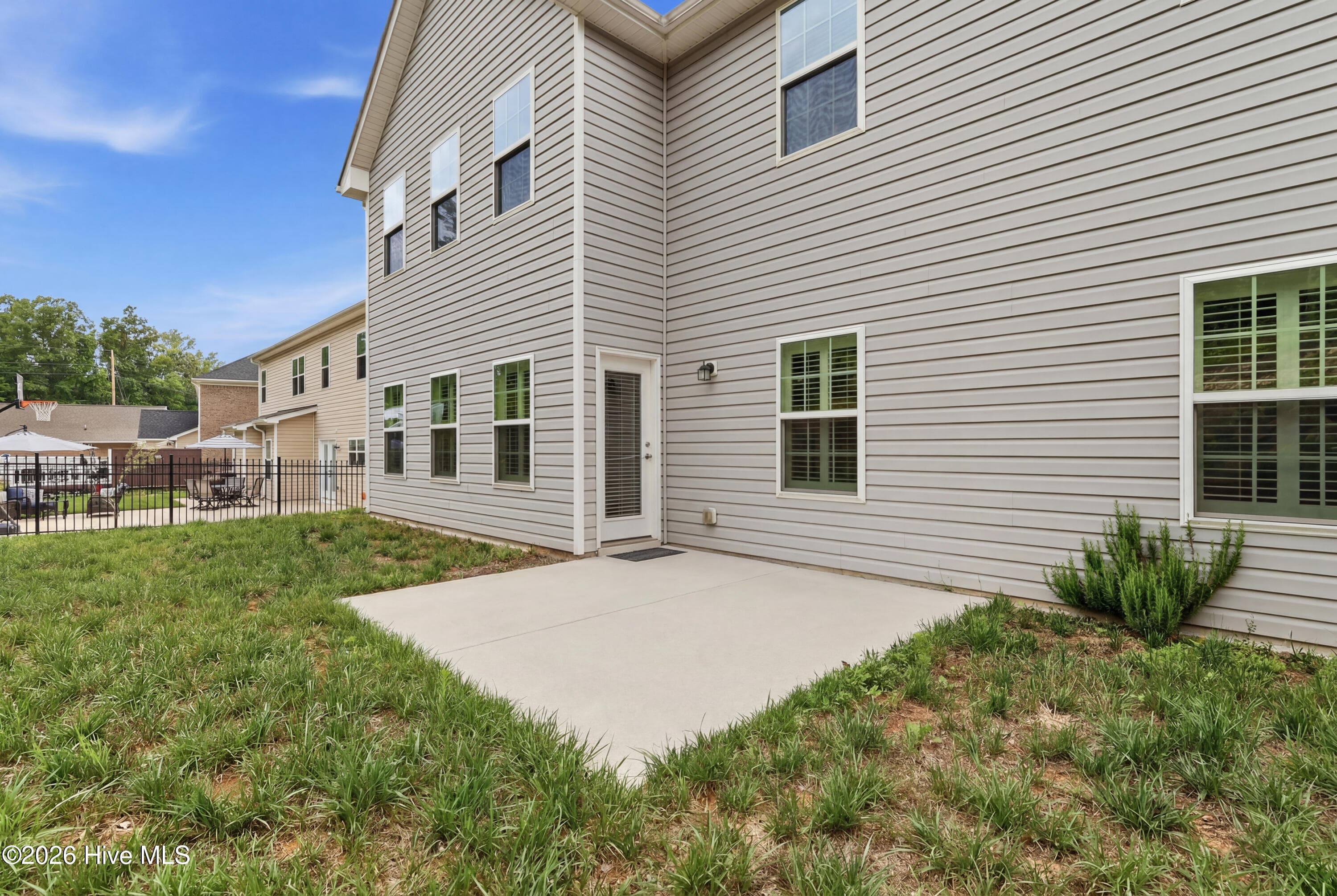 Single Family Residence at 2901 Fernley Court ., High Point, NC 27262, photo 7 of 53