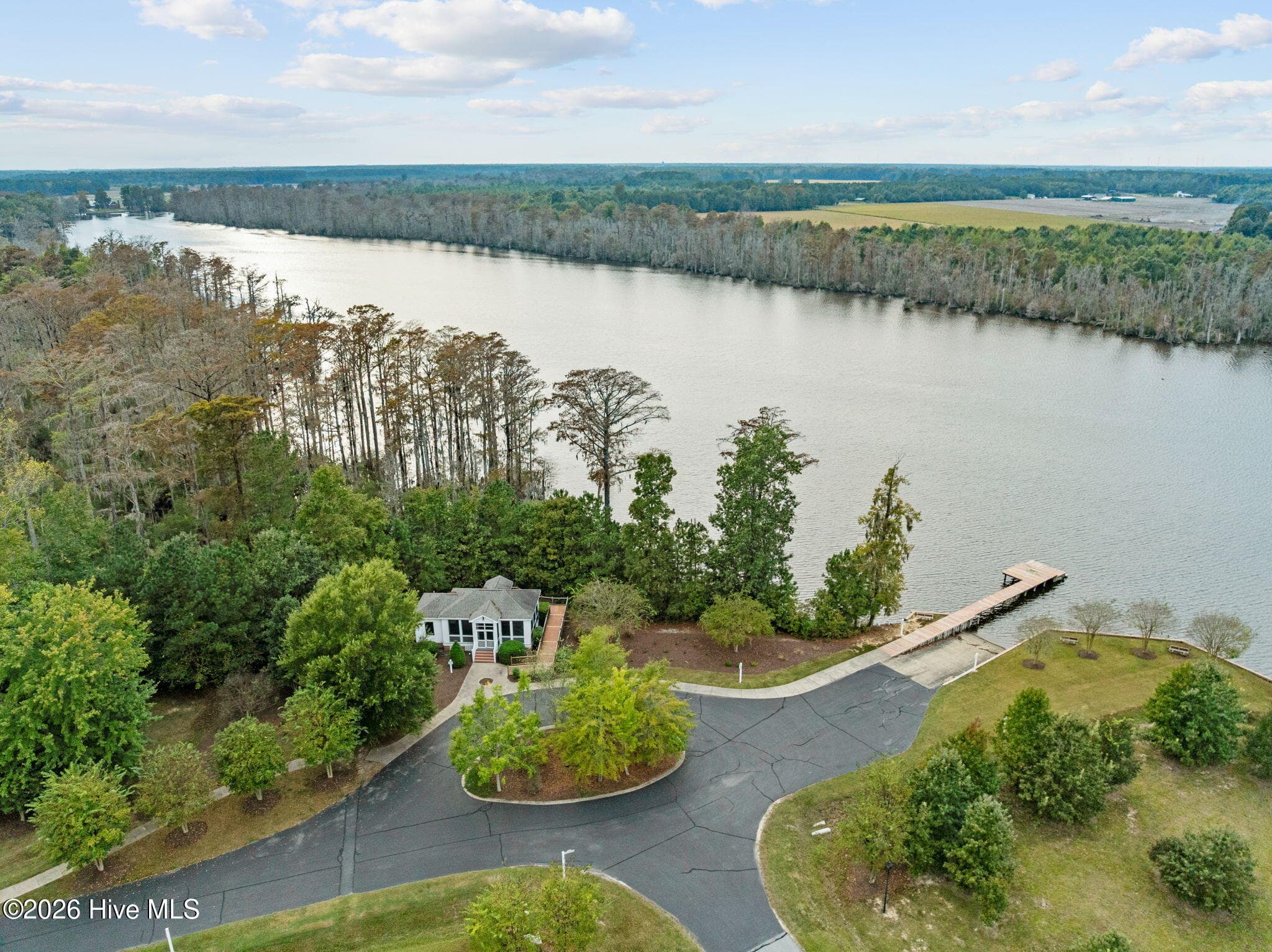 Single Family Residence at 329 Riversound Drive, Edenton, NC 27932, photo 42 of 44