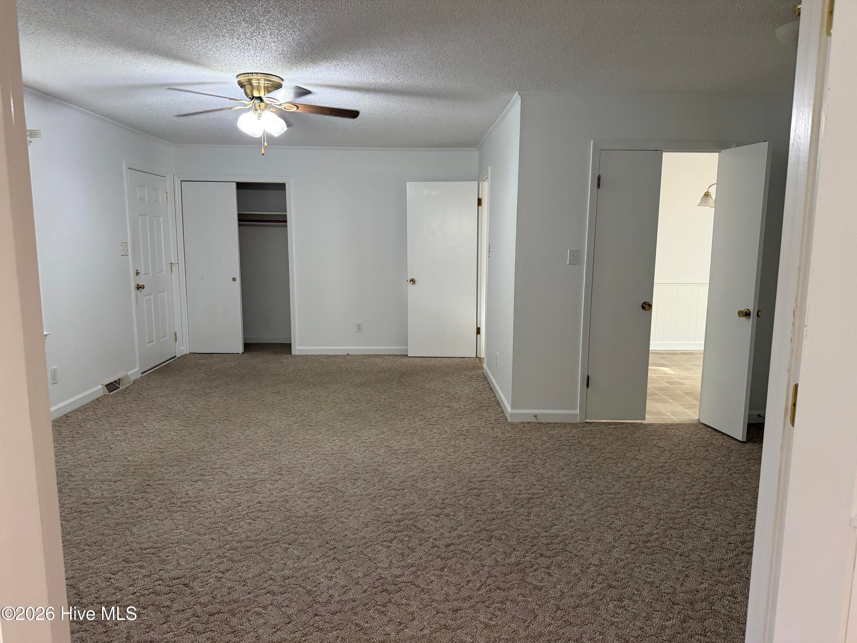 Living Room - 2992 Cherry Lane, Kinston, NC 28504