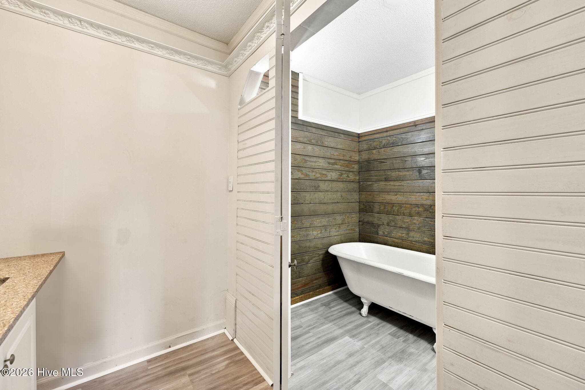 Single Family Residence at 17 Old Fort Shores Road, Chocowinity, NC 27817, photo 19 of 46