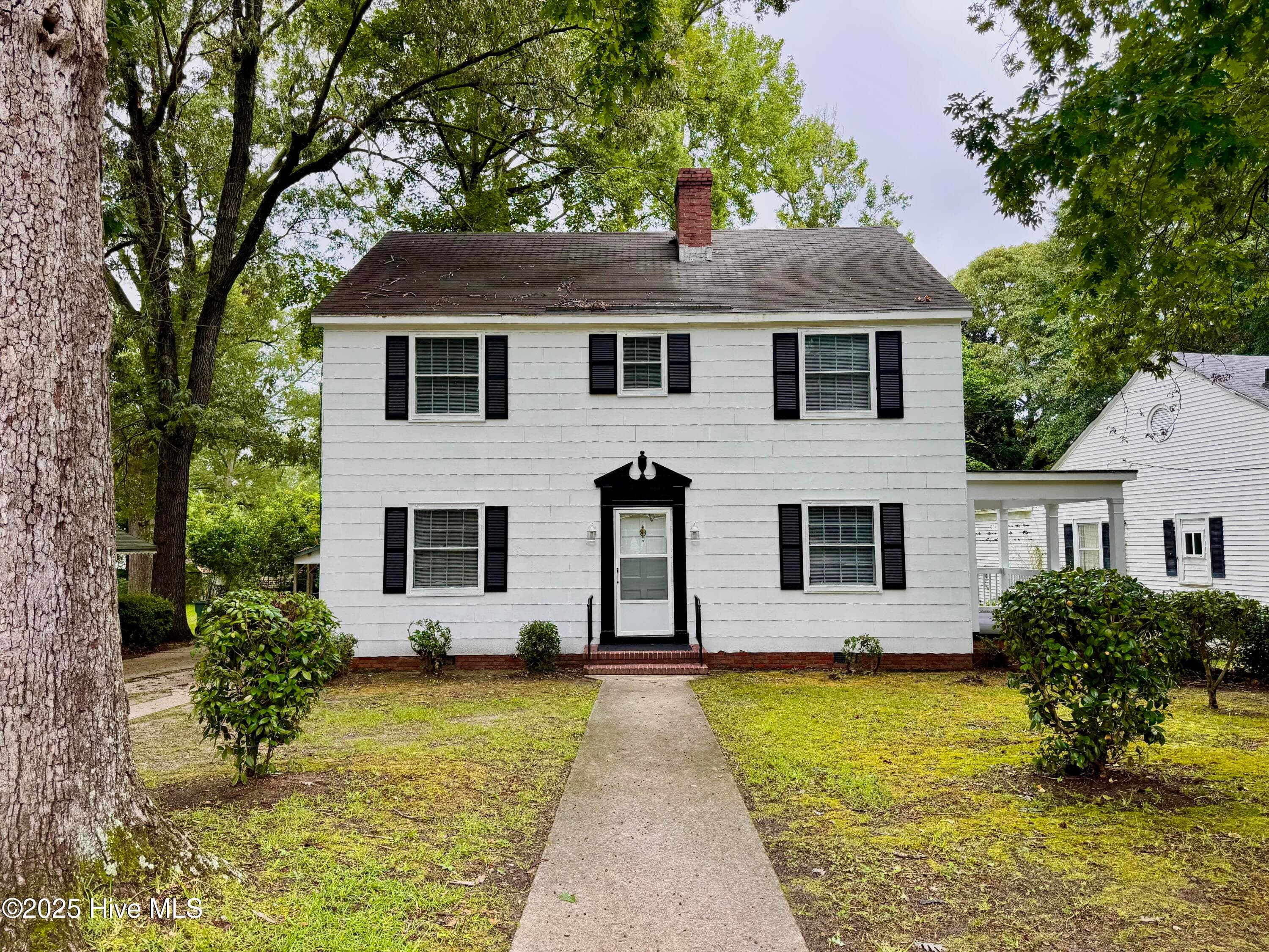 Single Family Residence at 306 Wilson Avenue, Kinston, NC 28501, photo 2 of 61