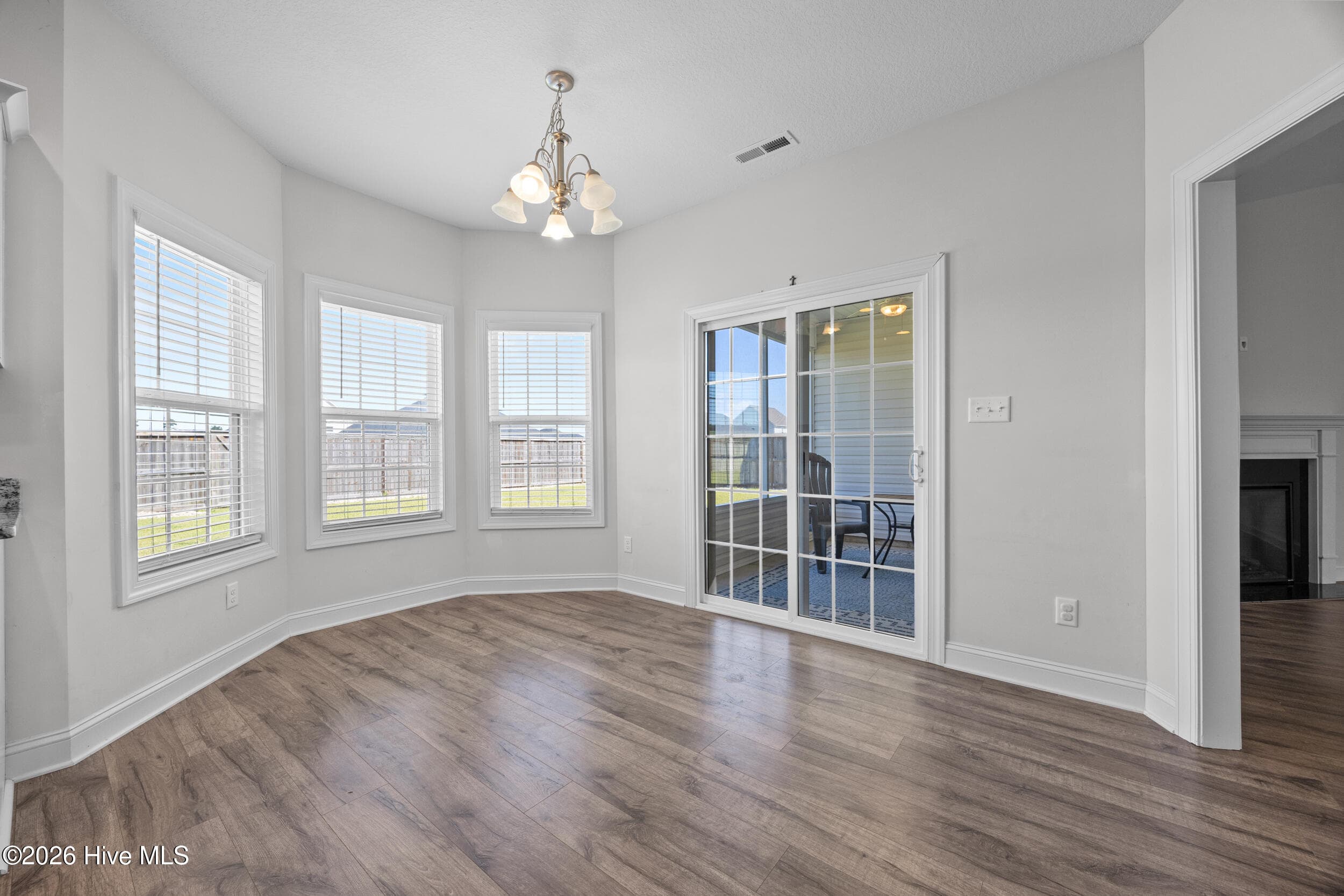 Single Family Residence at 376 Water Wagon Trail, Jacksonville, NC 28546, photo 24 of 38