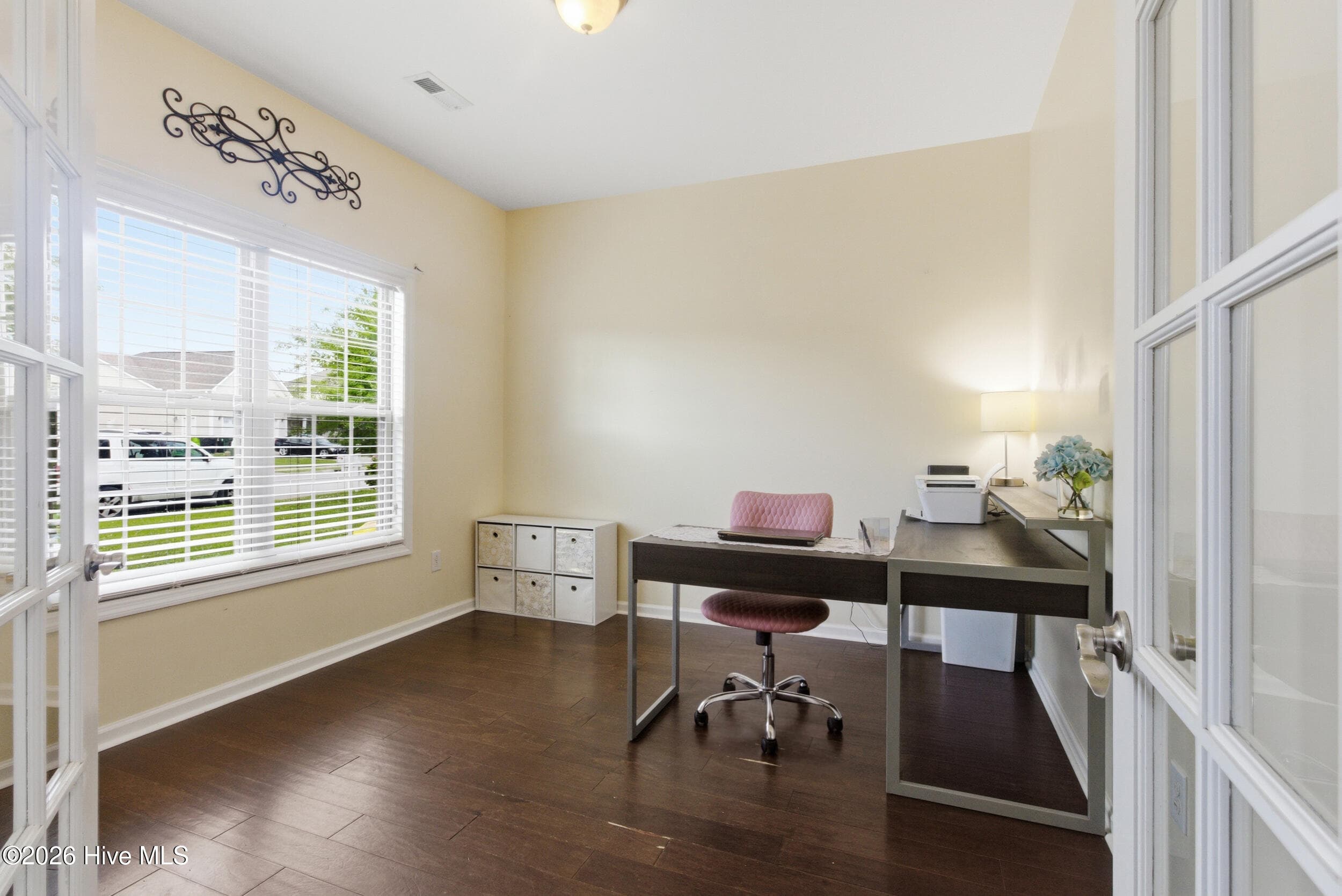 Single Family Residence at 3279 Austin Avenue, New Bern, NC 28562, photo 4 of 78