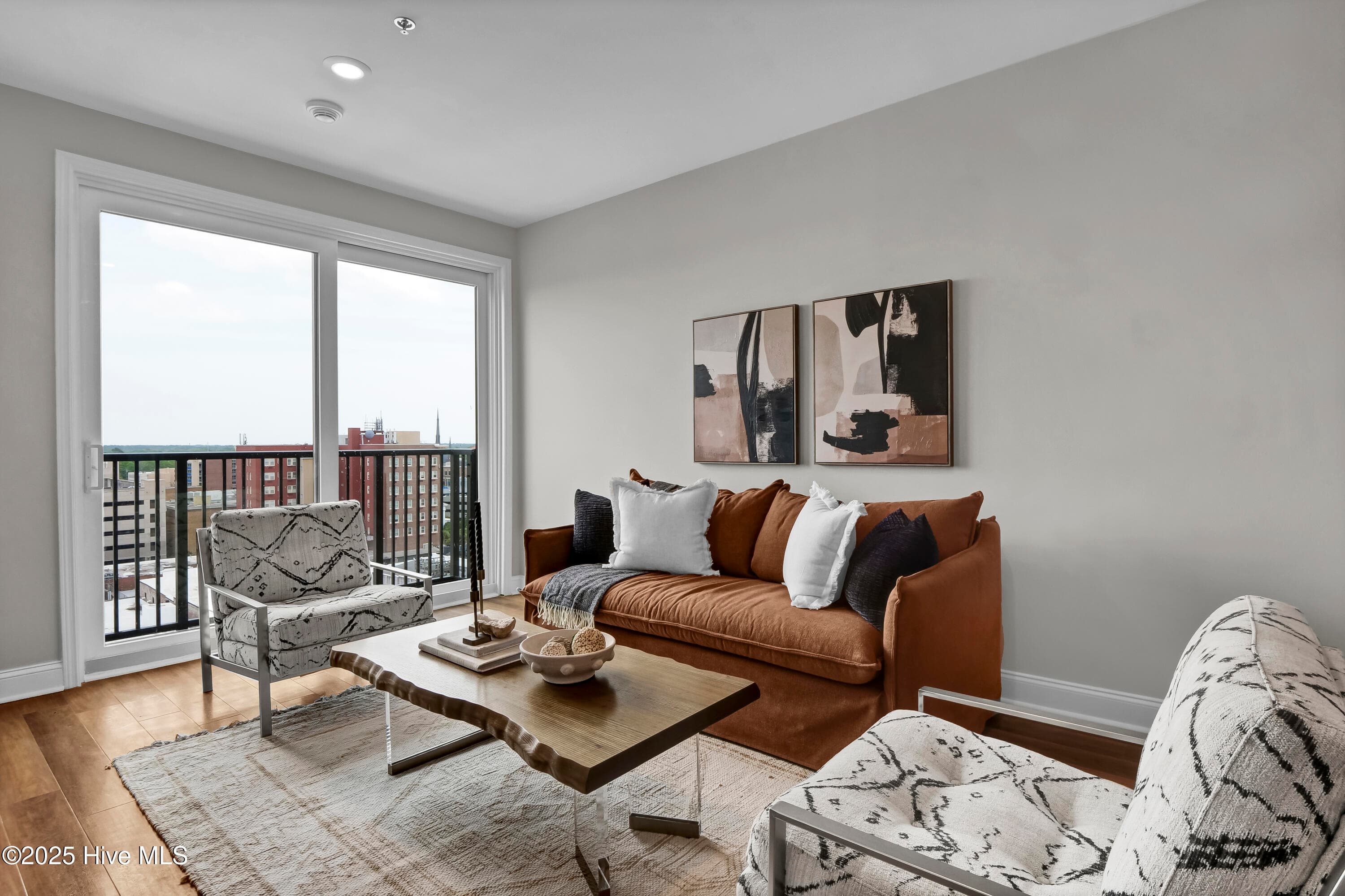 Condominium at 14 Grace Street 1216, Wilmington, NC 28401, photo 4 of 33