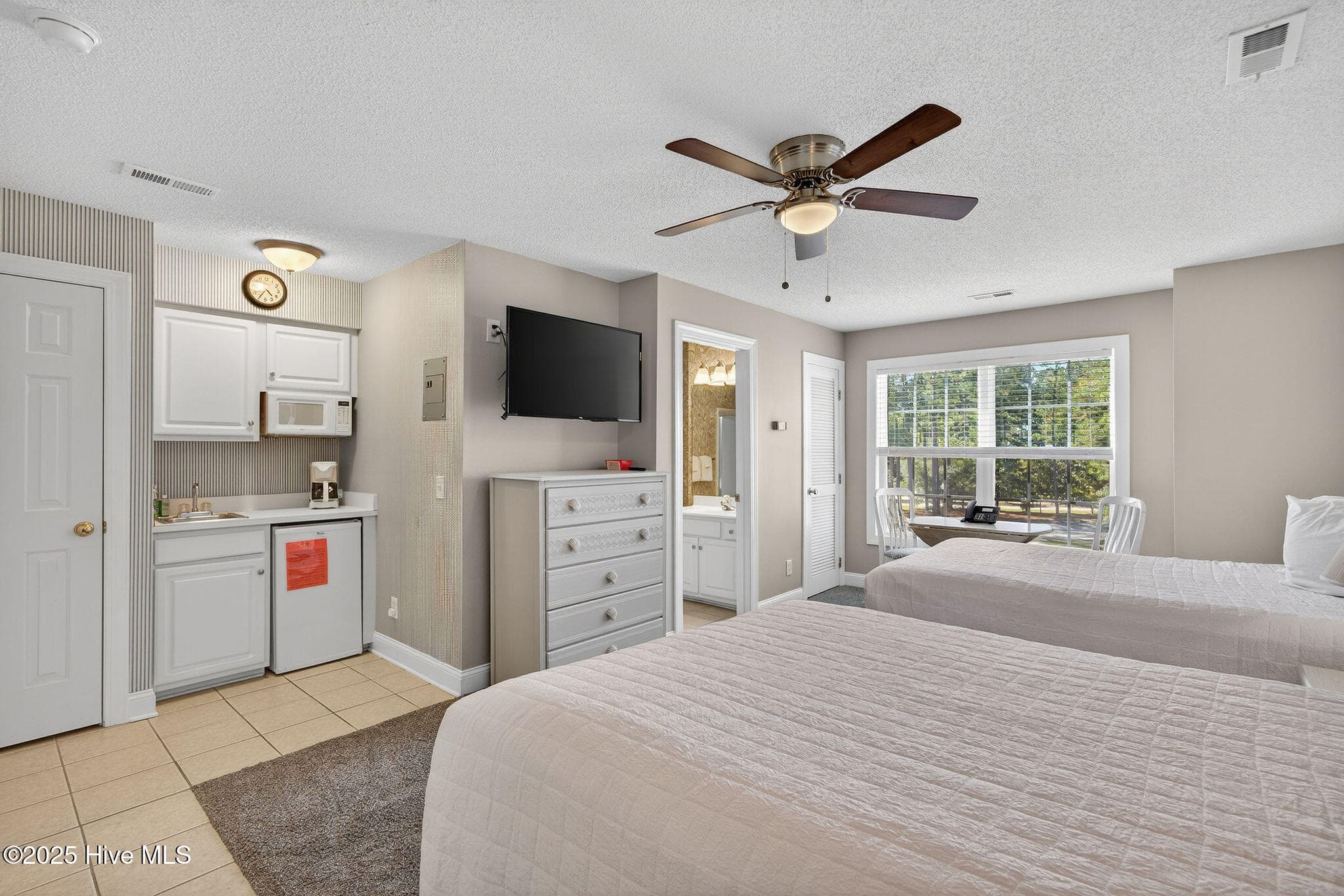 Condominium at 330 S Middleton Drive NW Unit 1509, Calabash, NC 28467, photo 21 of 64