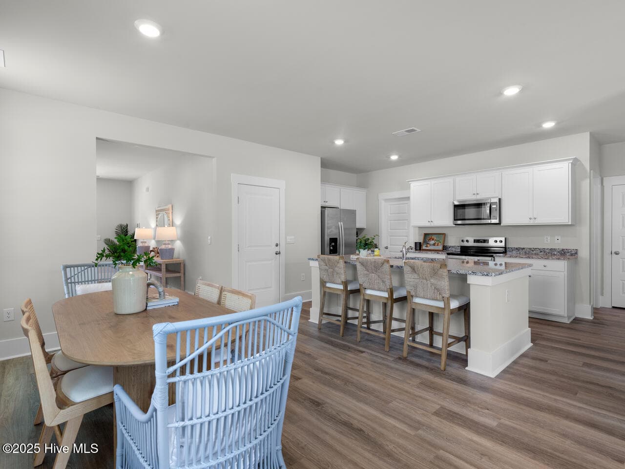 Single Family Residence at 425 Matthews Farm Road Lot 91, Hubert, NC 28539, photo 18 of 59