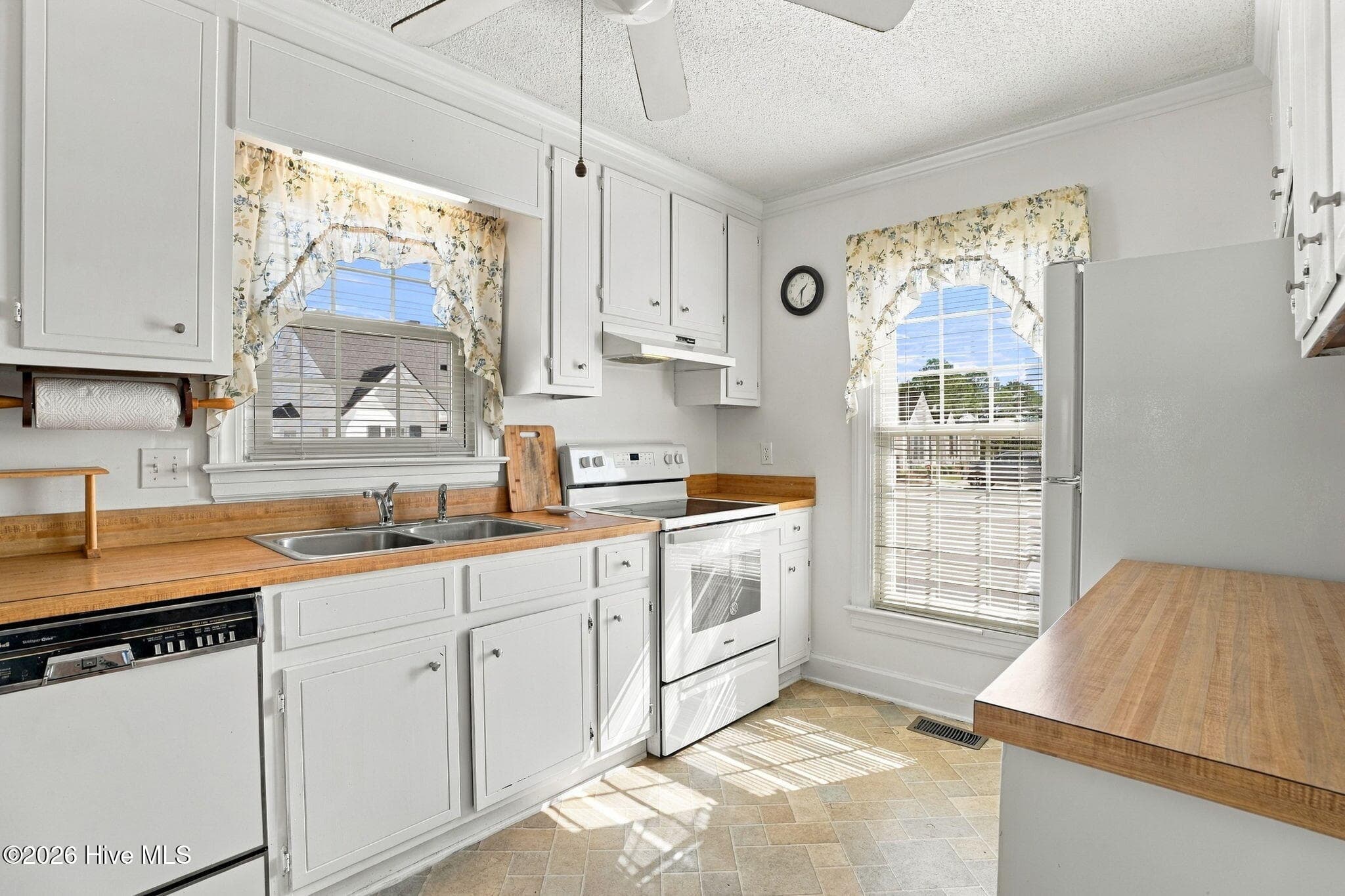 Townhouse at 2400 Bradford Drive 5b, Wilson, NC 27896, photo 14 of 28