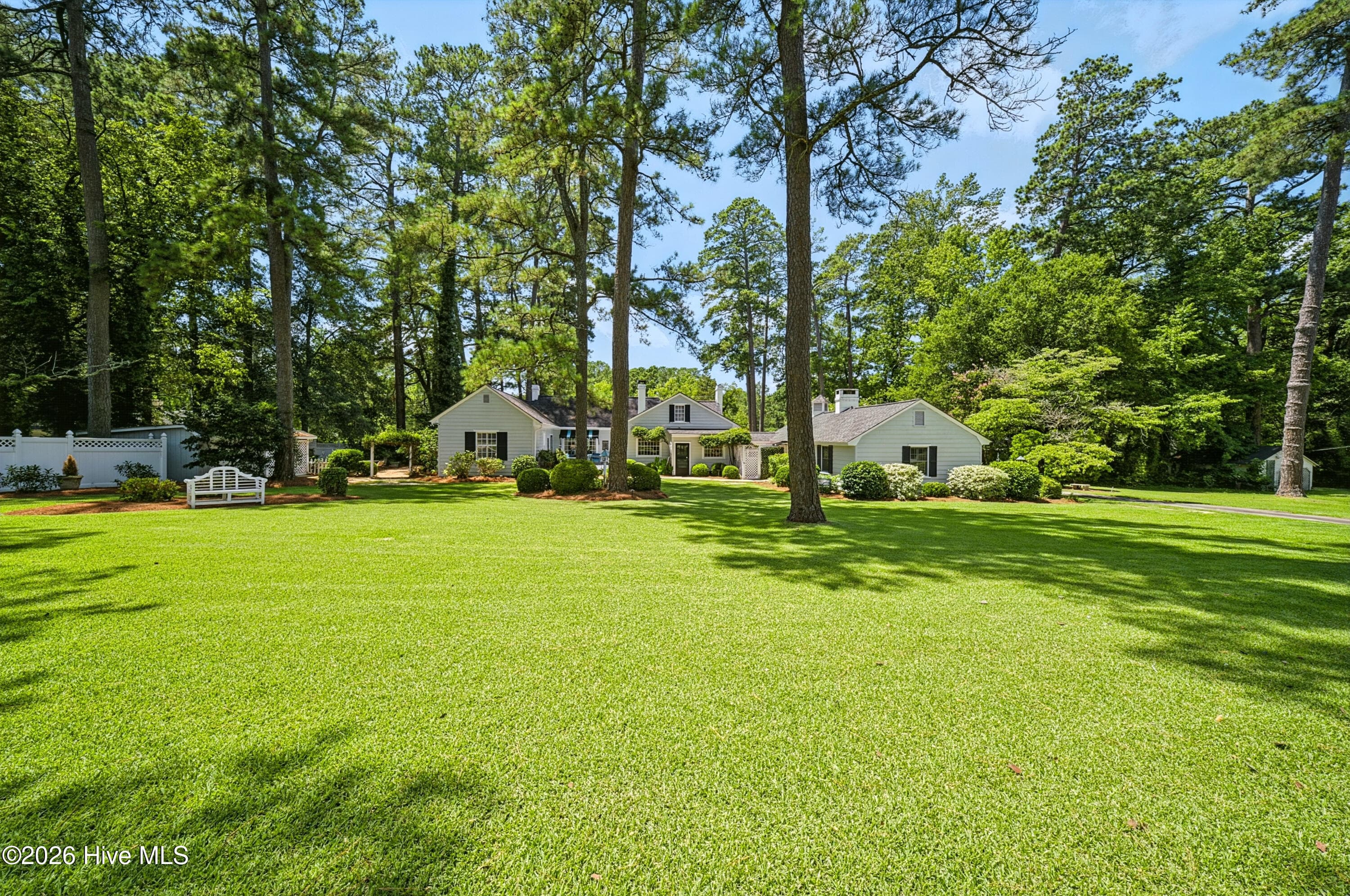 Single Family Residence at 601 Sterlingworth Street, Windsor, NC 27983, photo 5 of 67