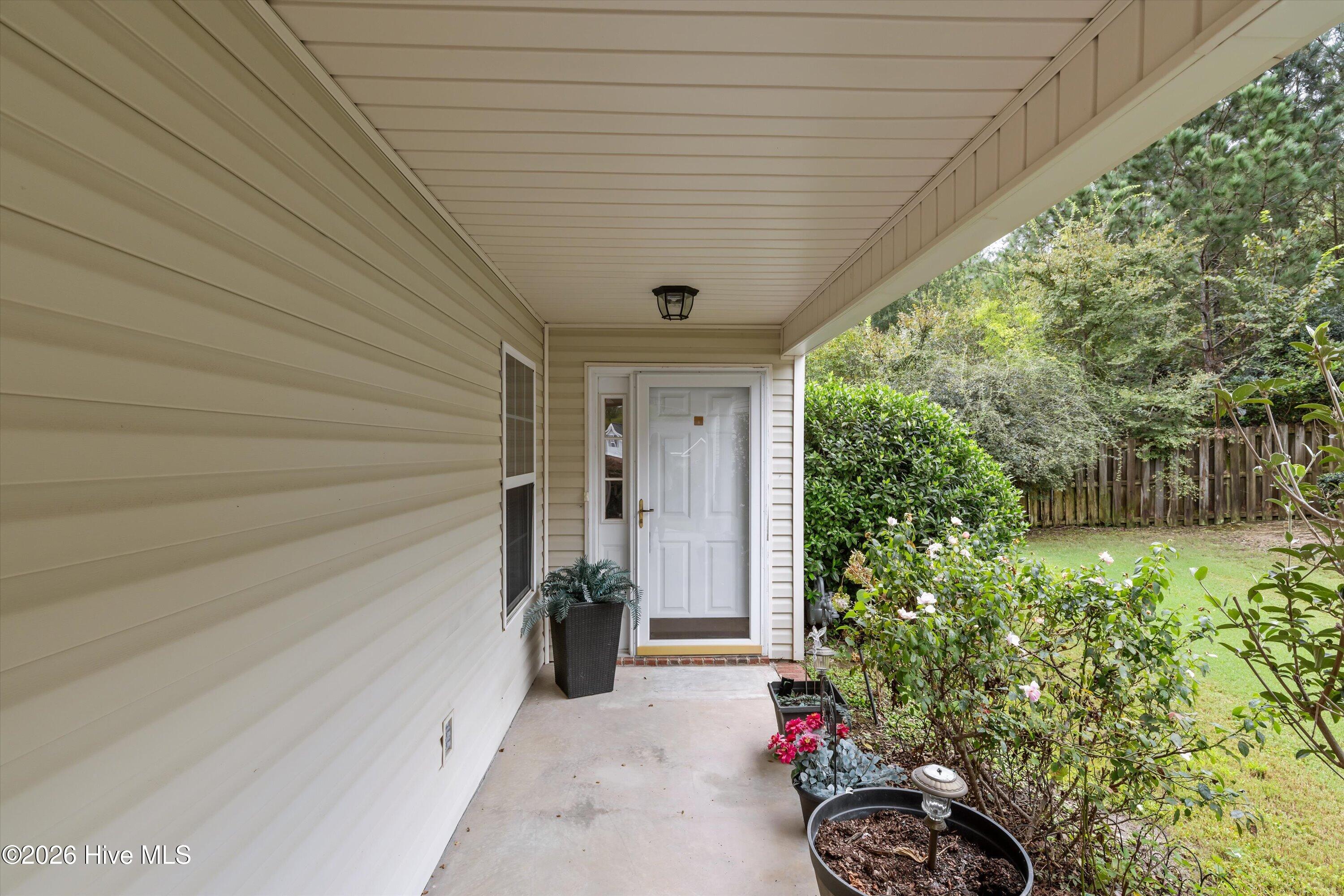 Single Family Residence at 2071 Summerton Circle, Evans, GA 30809, photo 3 of 42