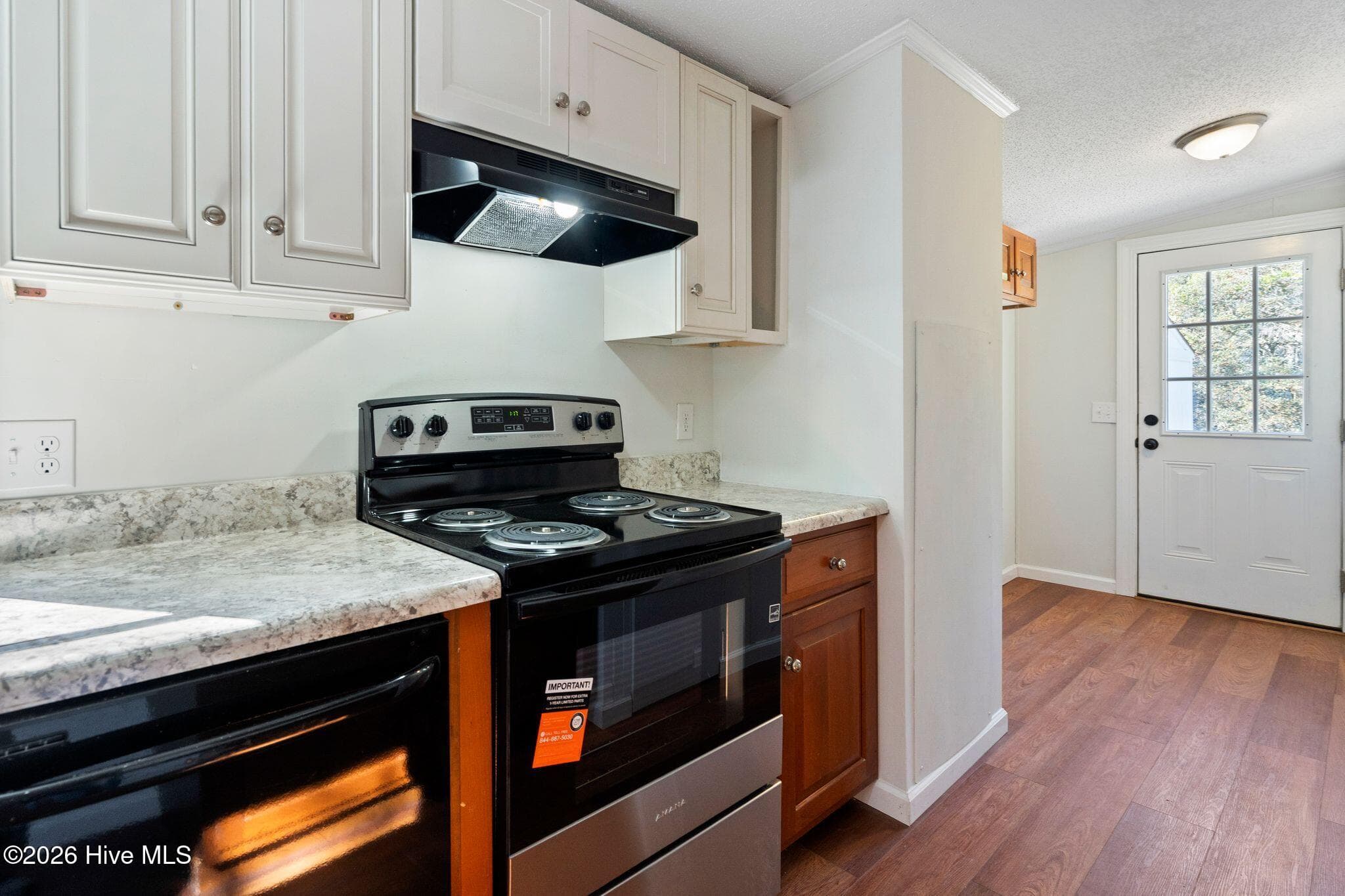 Manufactured Home at 6140 Carolina Beach Road Trlr 28, Wilmington, NC 28412, photo 24 of 54