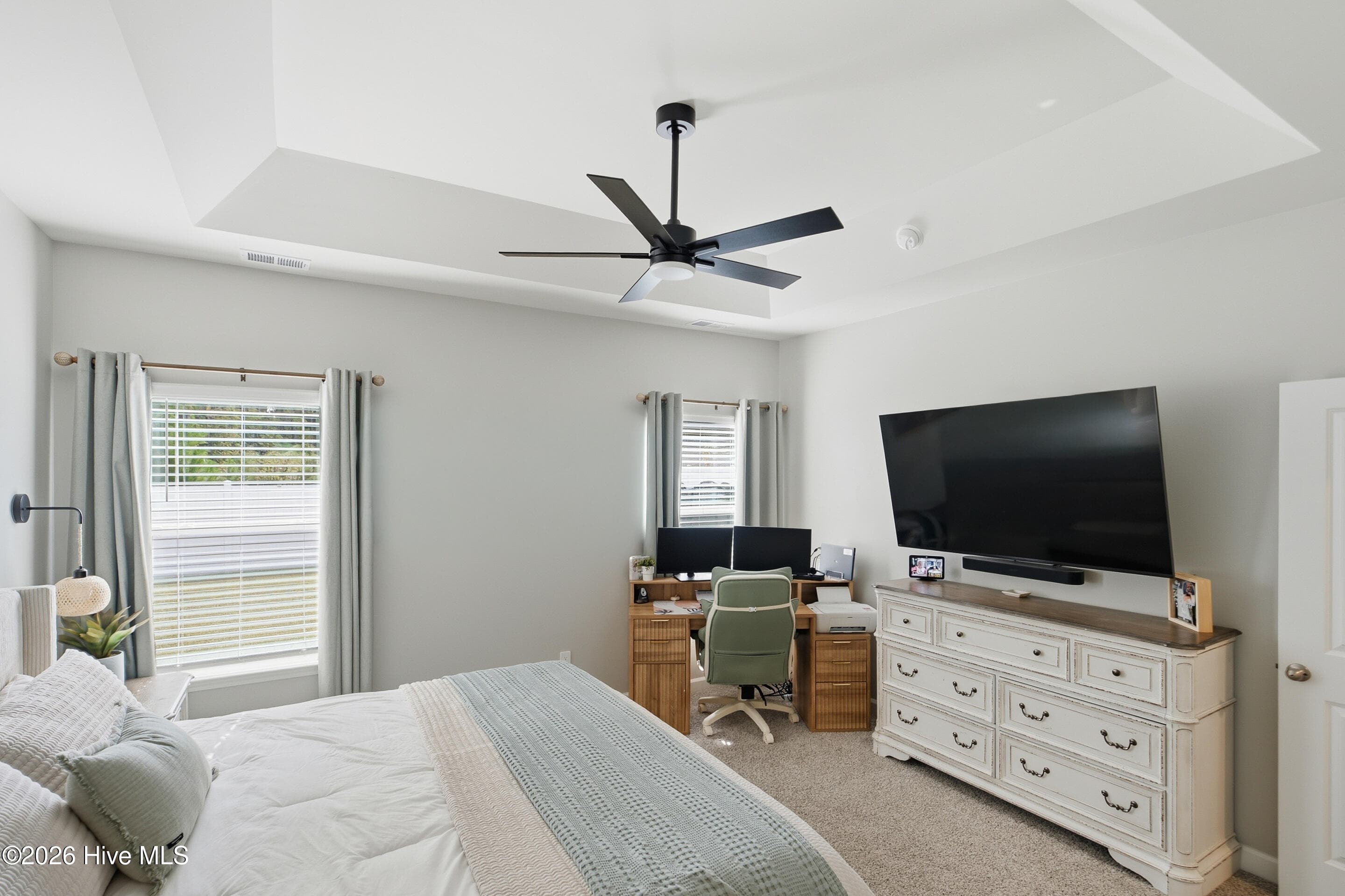 Single Family Residence at 647 Blackthorne Circle NW, Calabash, NC 28467, photo 15 of 39
