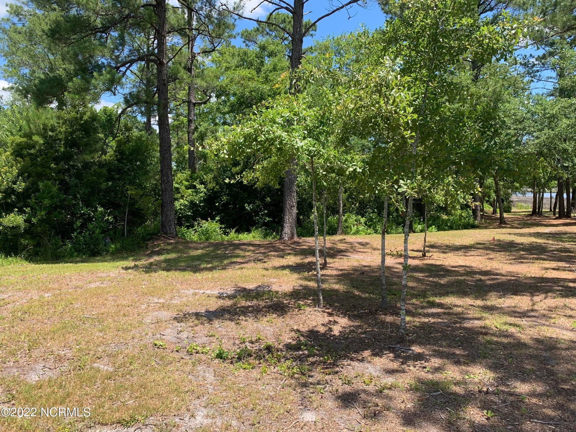 Residential Lot at 276 18 E Ivybridge Drive, Hubert, NC 28539, photo 2 of 25