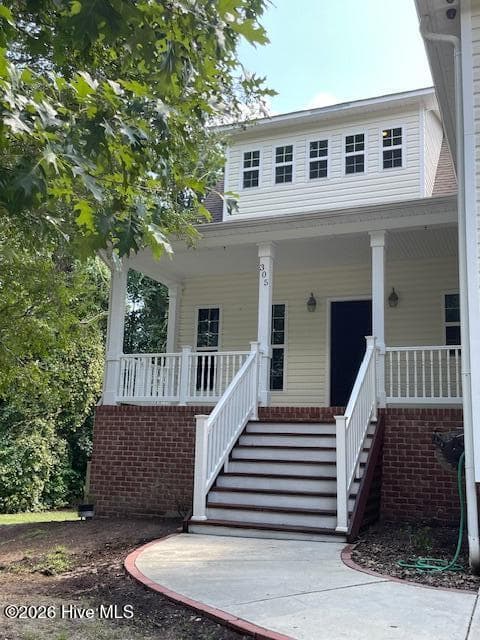 Single Family Residence at 305 Hickory Lane, Hampstead, NC 28443, photo 4 of 99