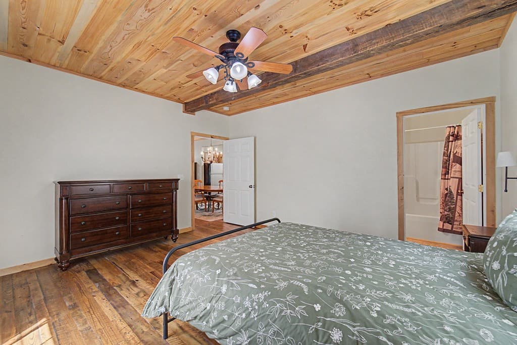 Single Family Residence at 138 Hubbell Lane, Robbinsville, NC 28771, photo 27 of 63