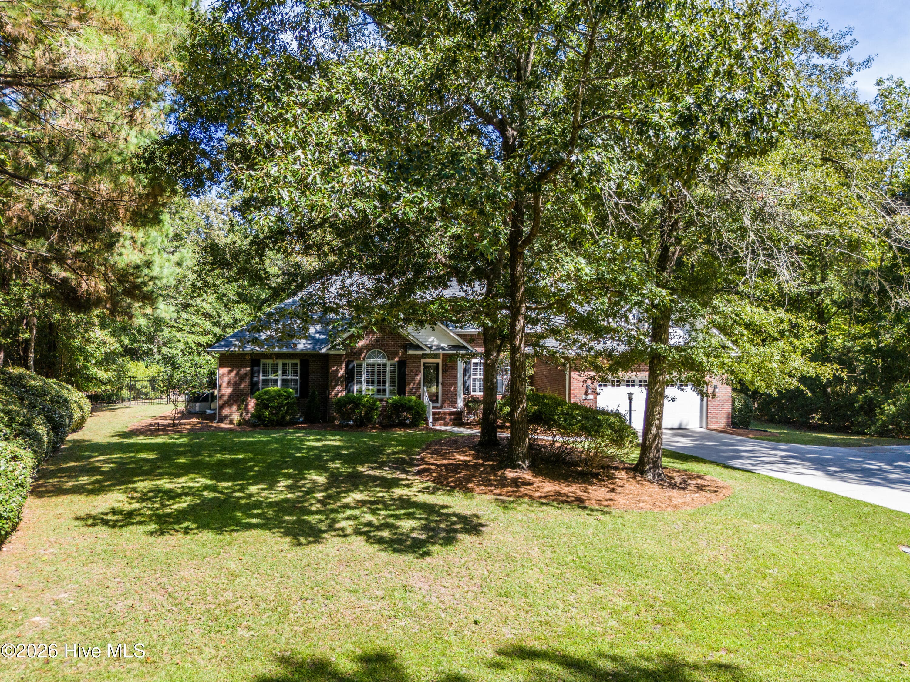 Single Family Residence at 645 Sawgrass Road, Hampstead, NC 28443, photo 33 of 47