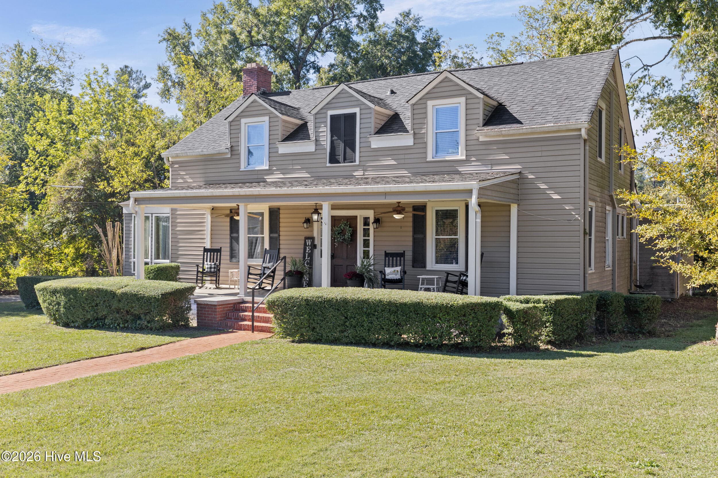 Single Family Residence at 431 Pine Street, Waynesboro, GA 30830, photo 3 of 41
