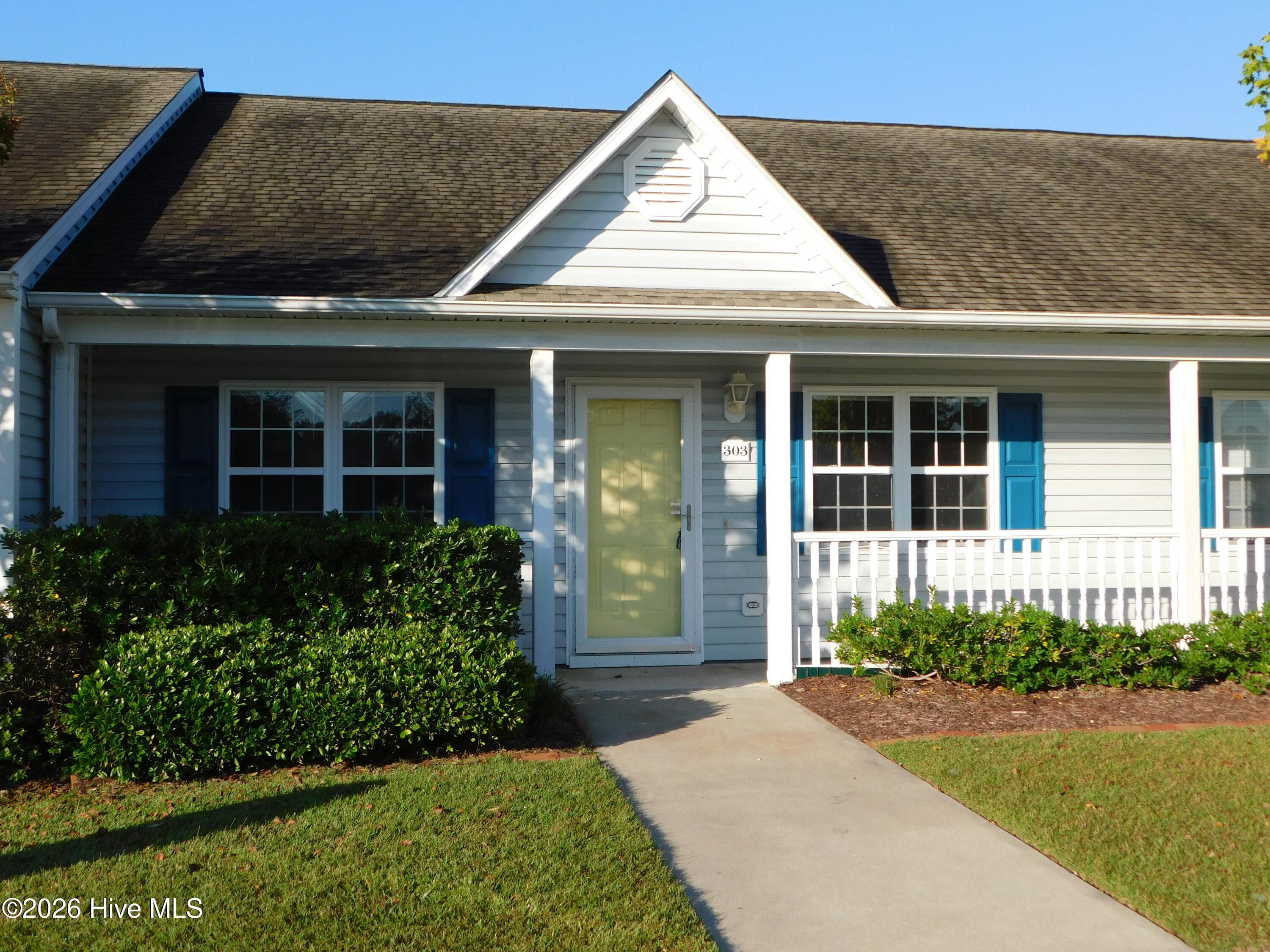 303 Courtyard E 303, Beaufort, NC 28516