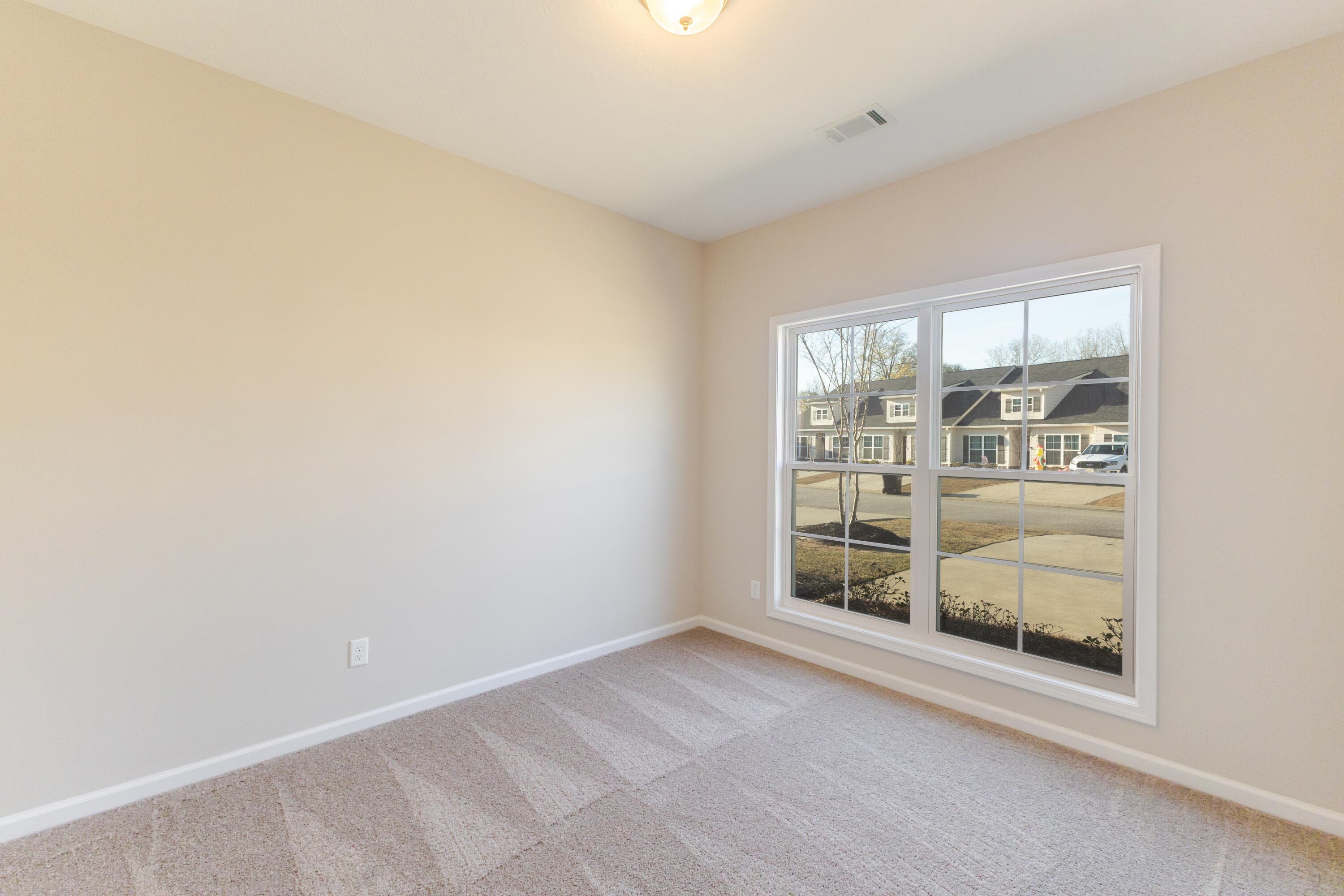 Townhouse at 334 Bordeaux Drive, Thomson, GA 30824, photo 6 of 21
