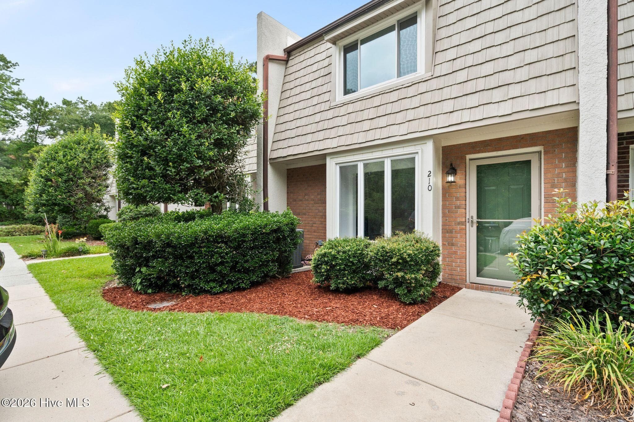 210 Cobblestone Drive, Wilmington, NC 28405