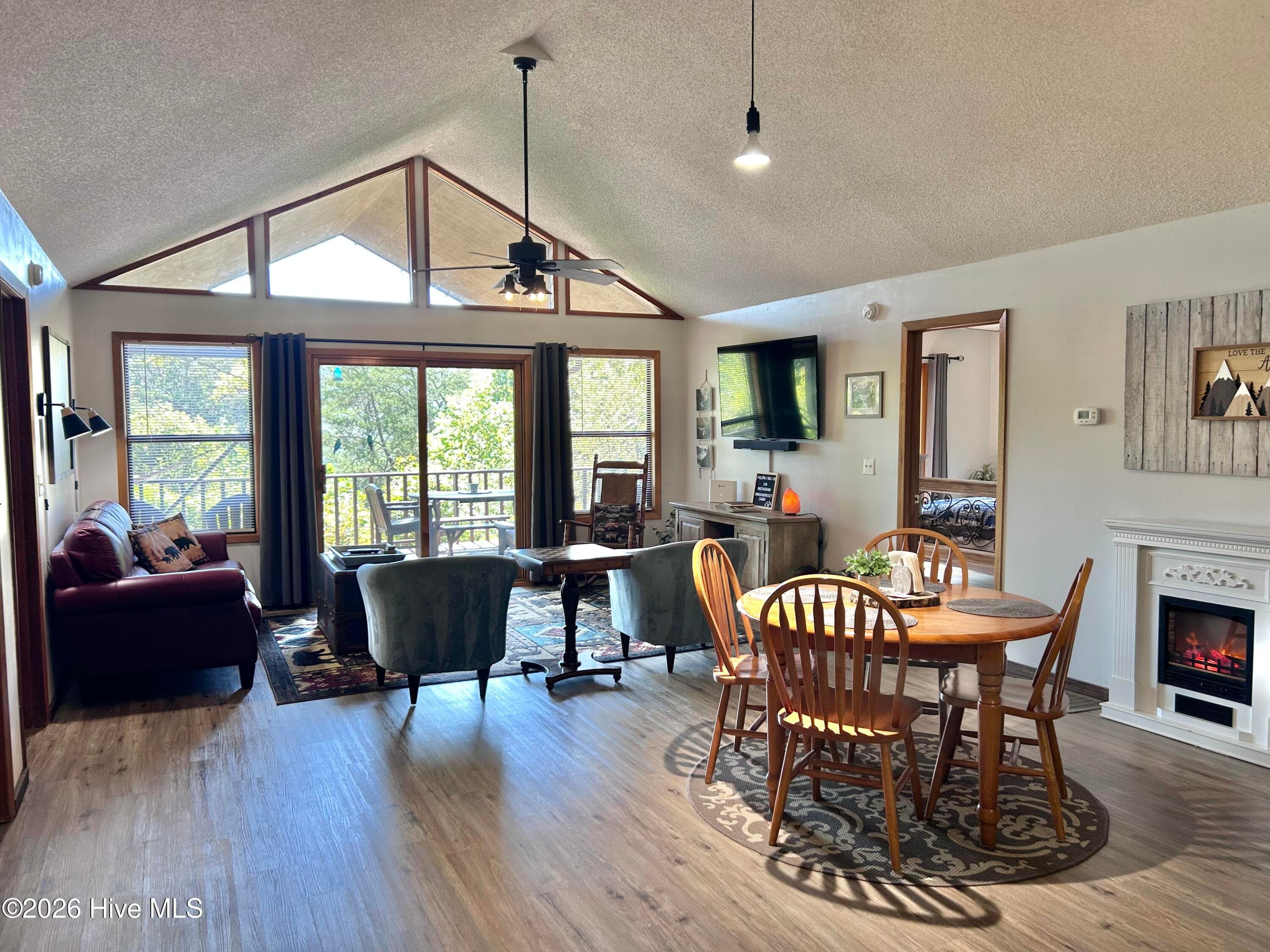 Great Room - 234 Ashley Lane, Murphy, NC 28906