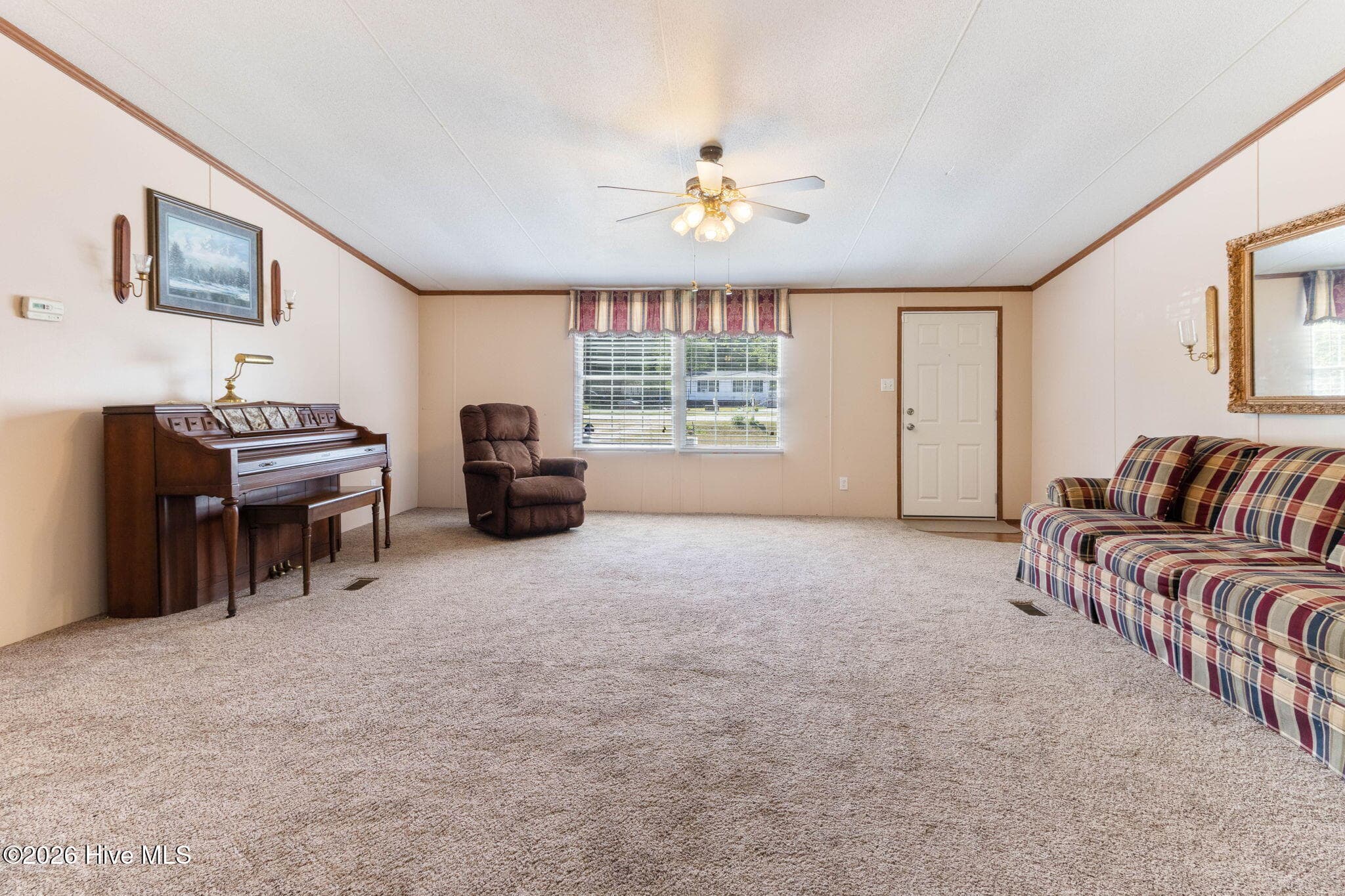 Manufactured Home at 4652 Faith Baptist Church Road, Pinetops, NC 27864, photo 13 of 145