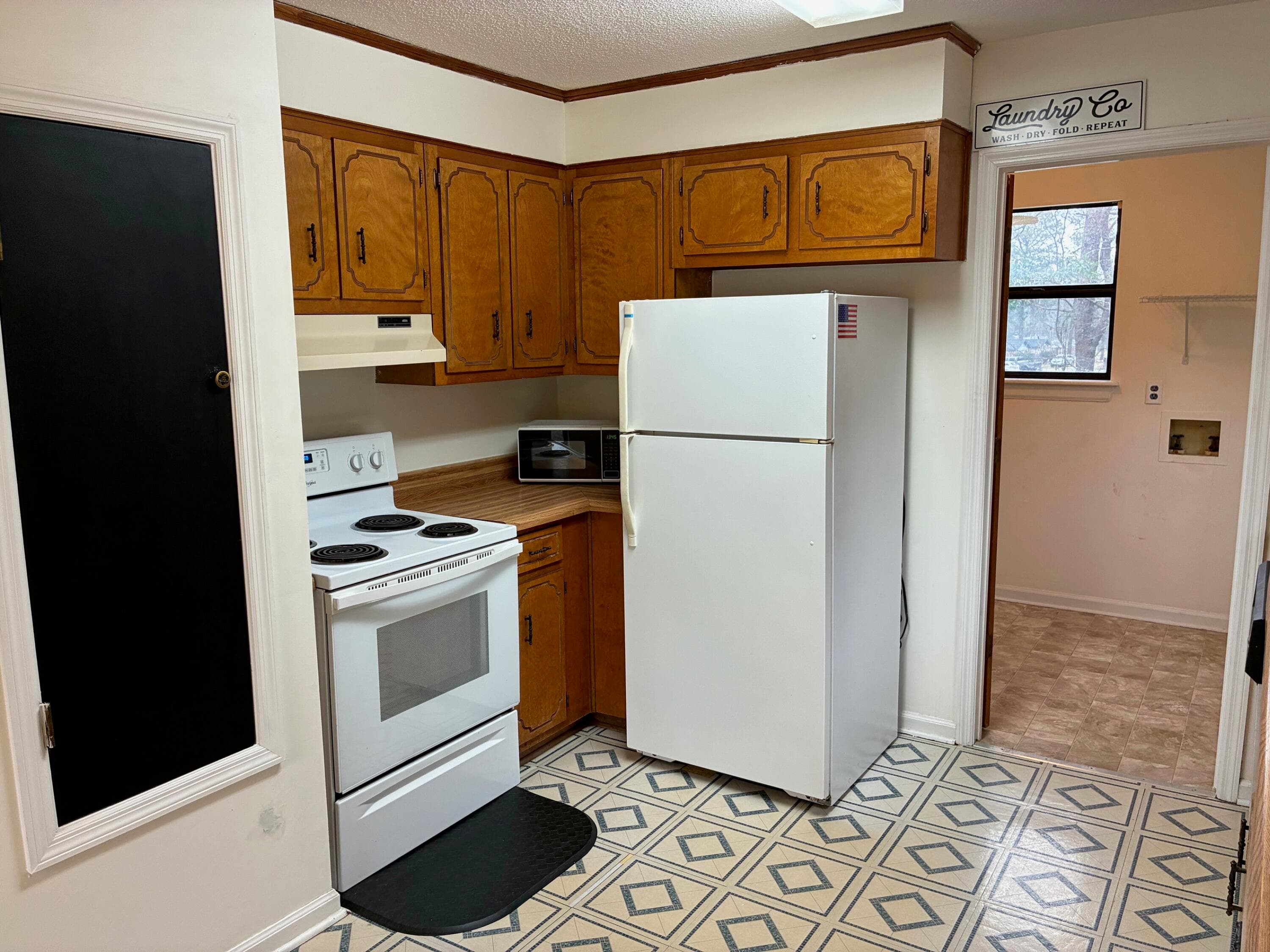 Single Family Residence at 2507 Drumcliff Court, Hephzibah, GA 30815, photo 6 of 14