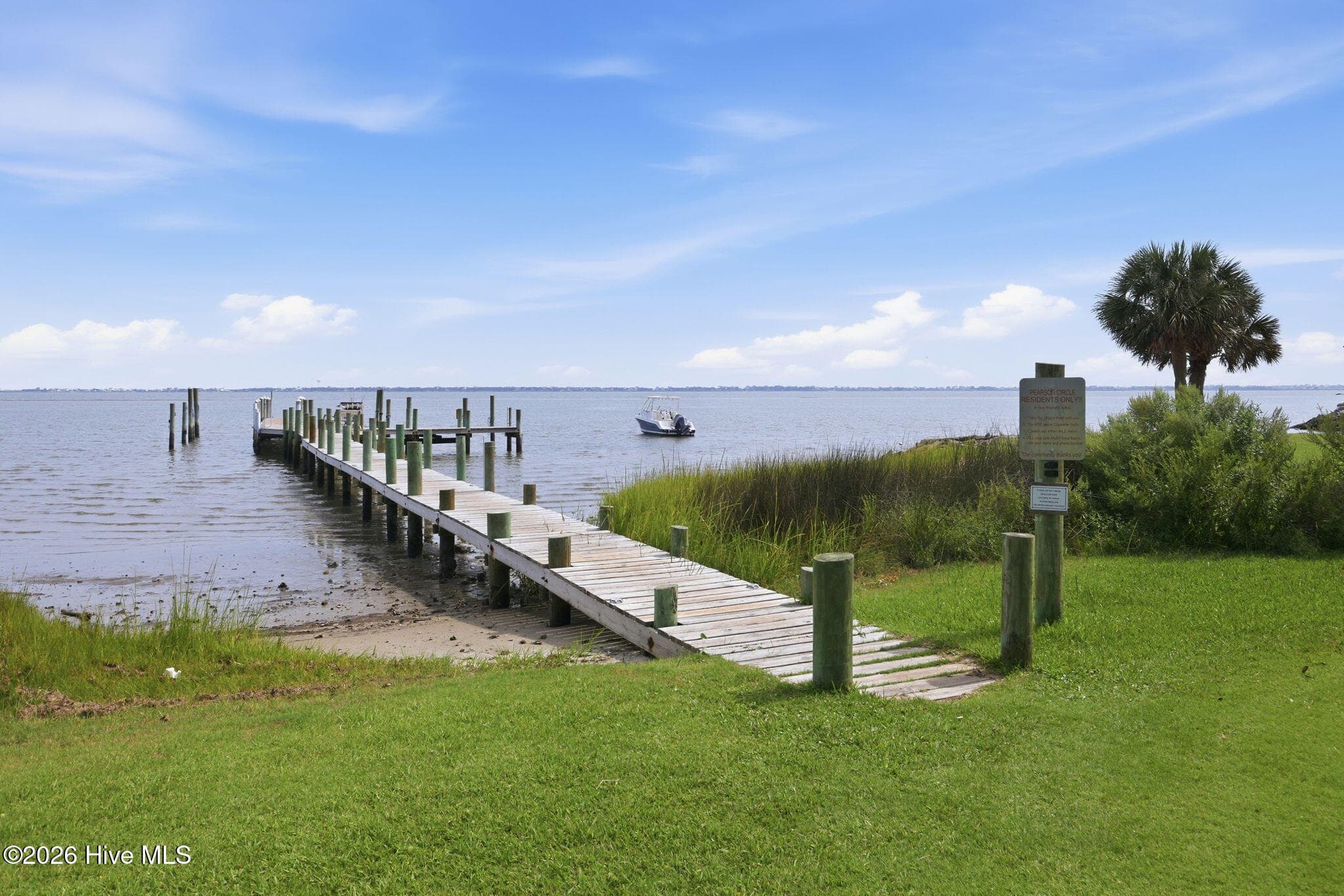 Single Family Residence at 390 Pearson Circle, Newport, NC 28570, photo 5 of 42