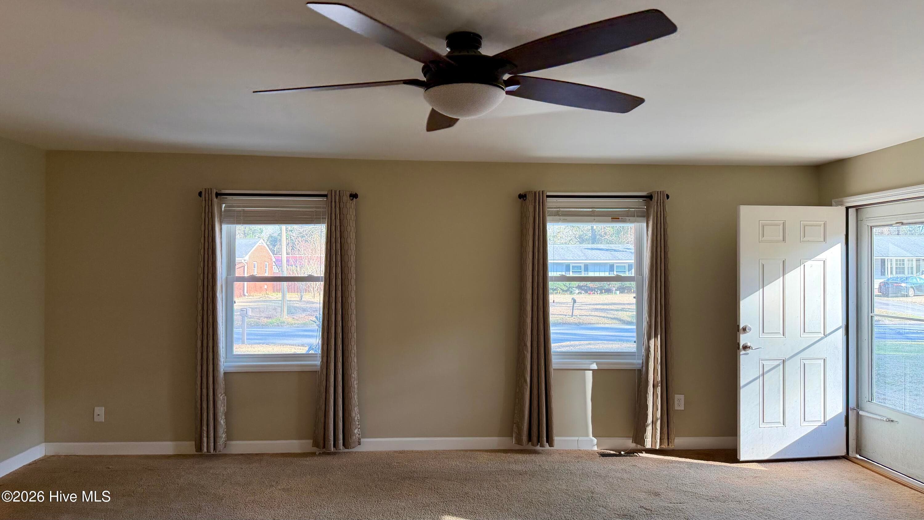 Single Family Residence at 1113 Cherry Tree Drive, New Bern, NC 28562, photo 34 of 80