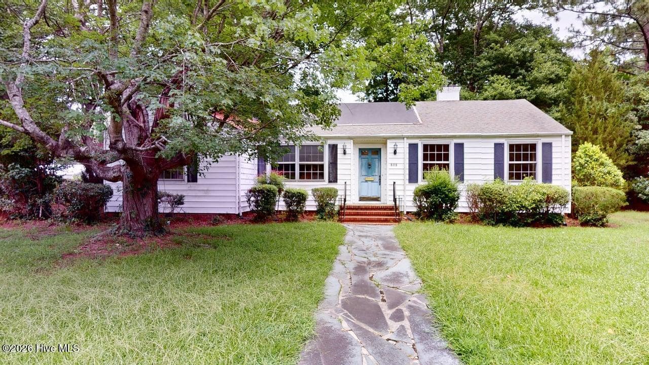 808 W South Street W, Ahoskie, NC 27910