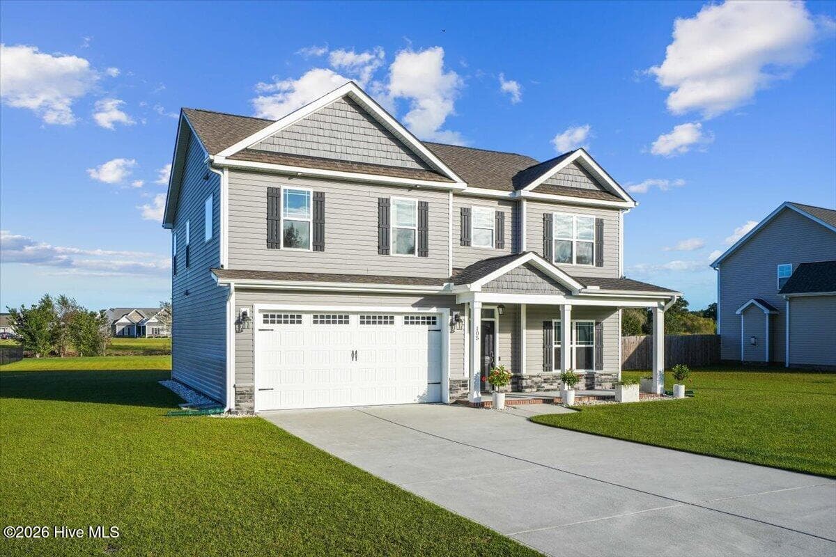 Single Family Residence at 105 Weeping Willow Drive, La Grange, NC 28551, photo 4 of 54