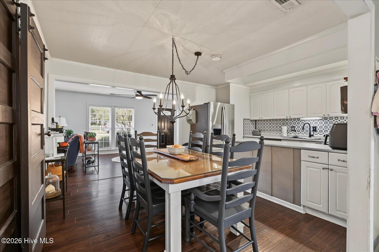 Single Family Residence at 121 Freshwater Drive, Hubert, NC 28539, photo 12 of 49