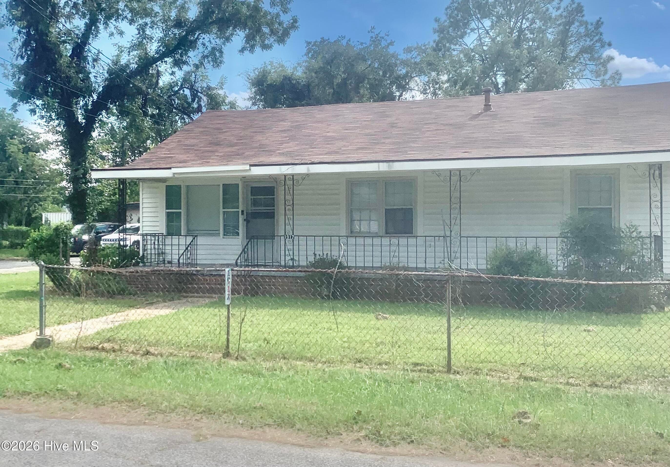 Single Family Residence at 1917 Lazenby Drive, Augusta, GA 30906, photo 2 of 24