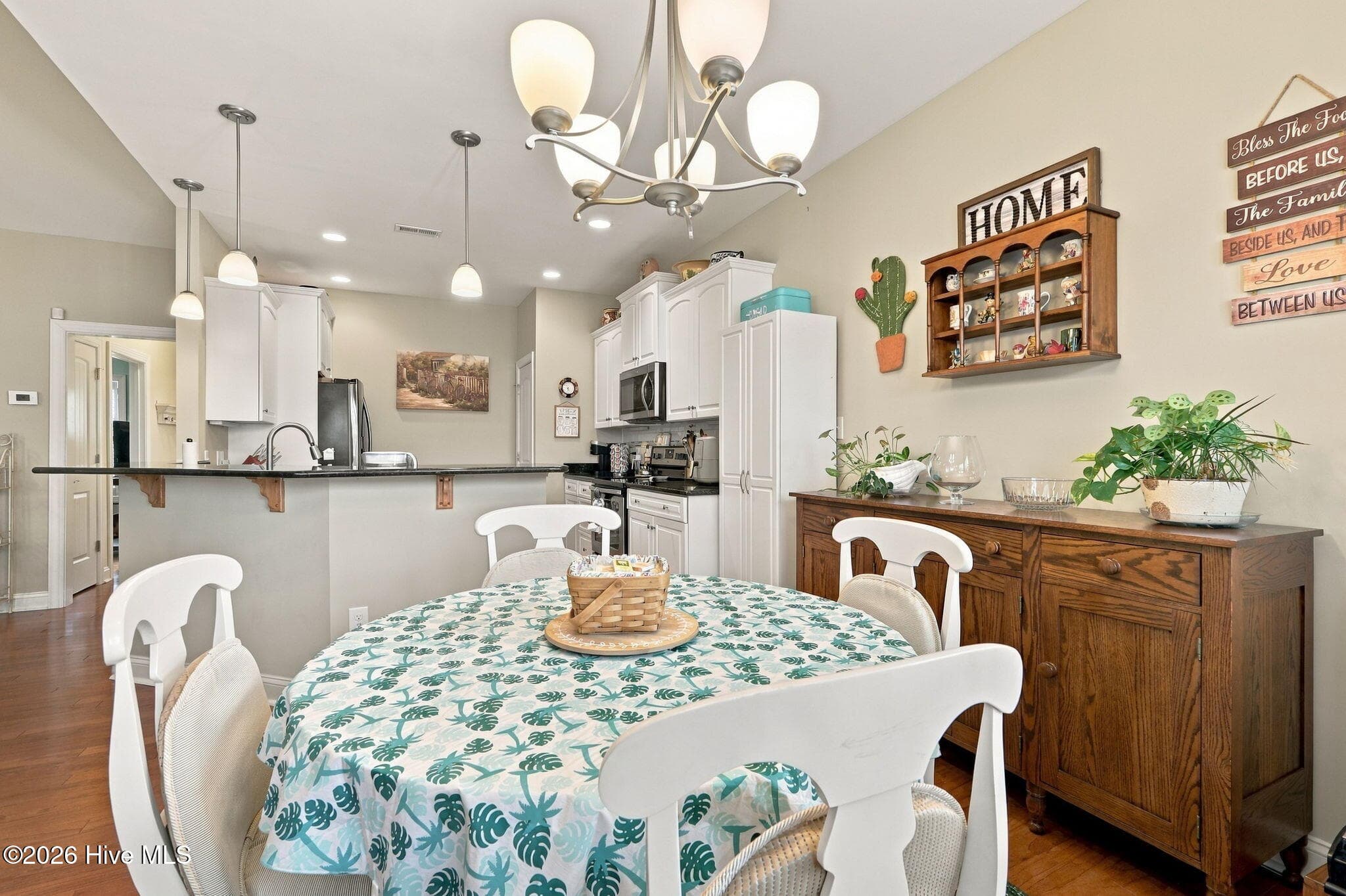 Single Family Residence at 203 Coldwater Drive, Swansboro, NC 28584, photo 14 of 49