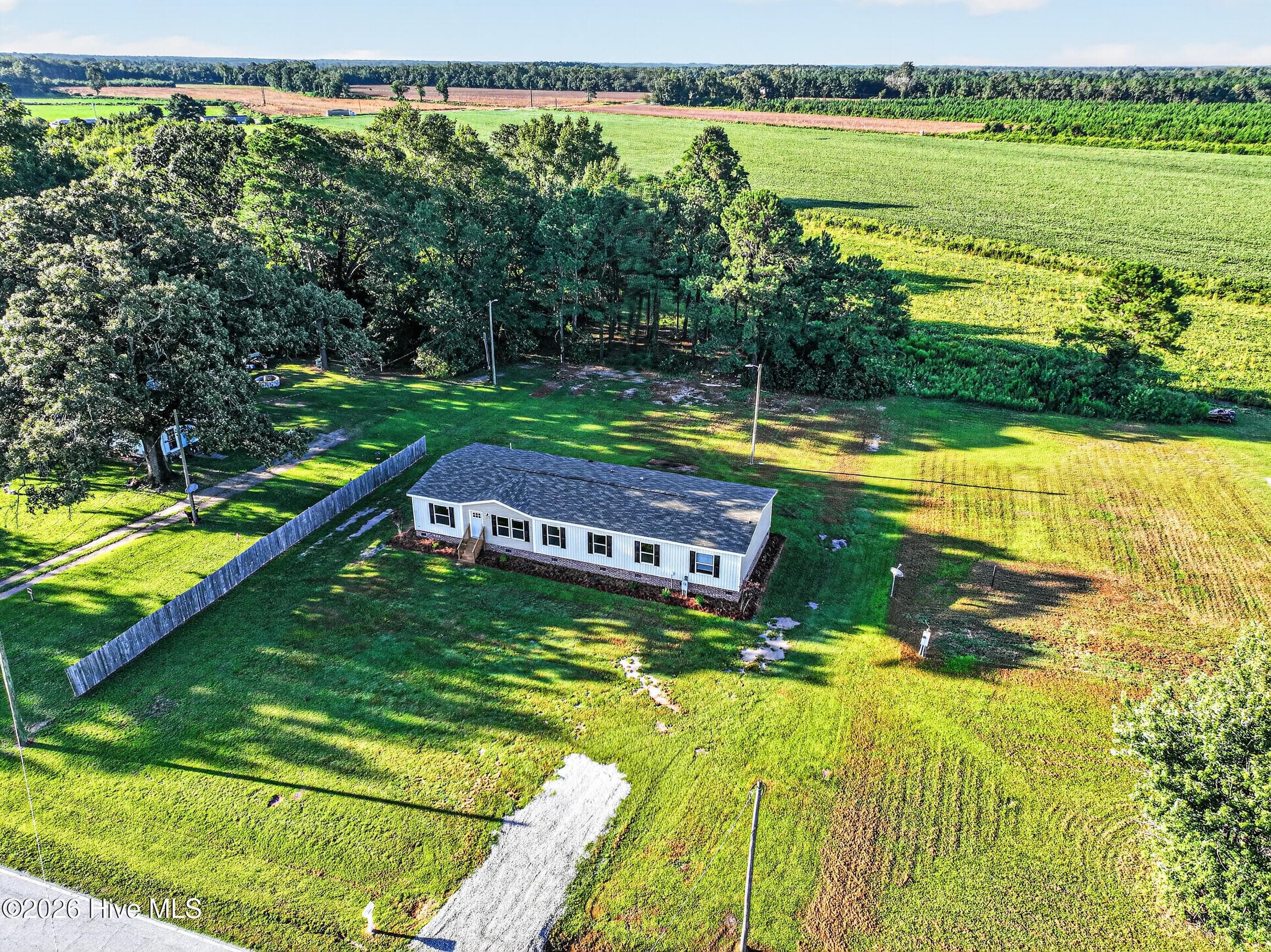 1978 E Hanrahan Road, Ayden, NC 28513