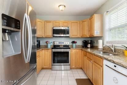 Single Family Residence at 303 Osprey Ridge Court, Emerald Isle, NC 28594, photo 8 of 23