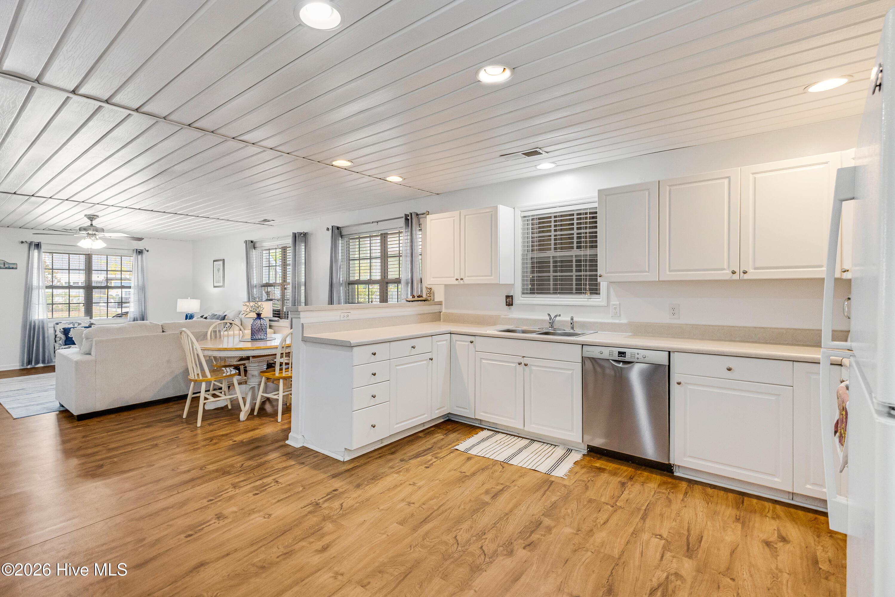 238 NE 35th Street, Oak Island, NC 28465