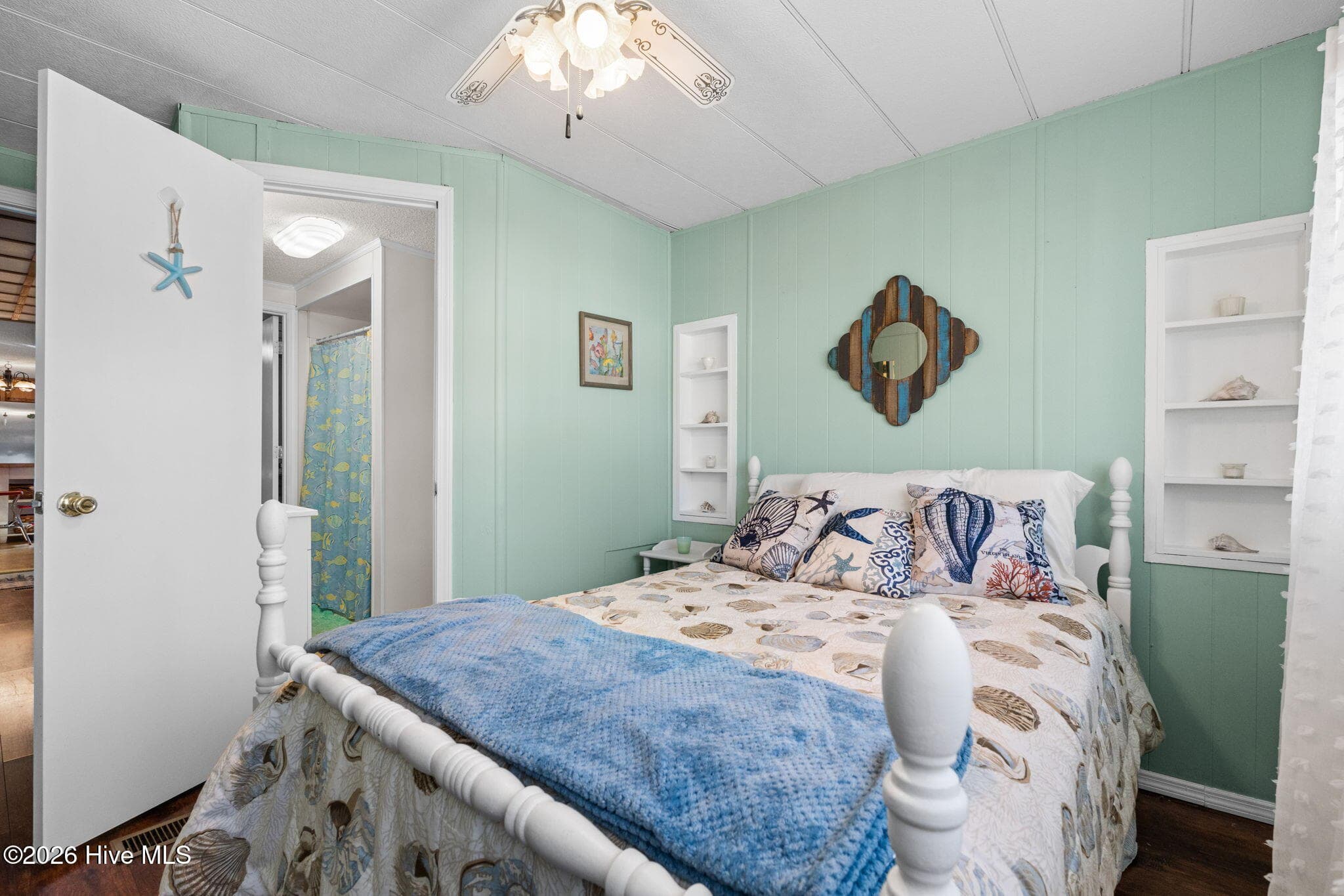 Manufactured Home at 2468 Captain Kidd Drive SW, Supply, NC 28462, photo 14 of 37