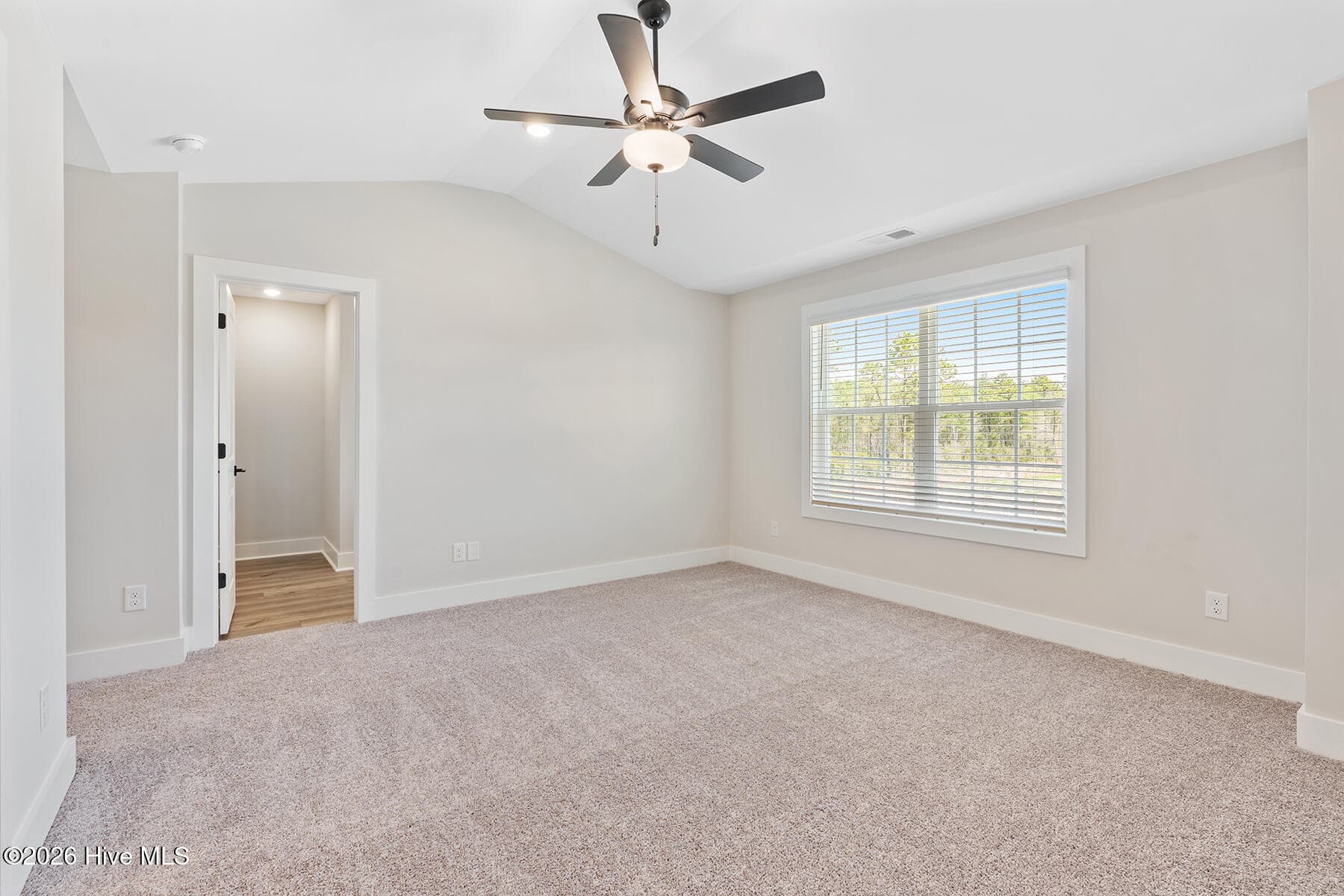 Single Family Residence at 146 Commons View Drive, Hampstead, NC 28443, photo 12 of 18