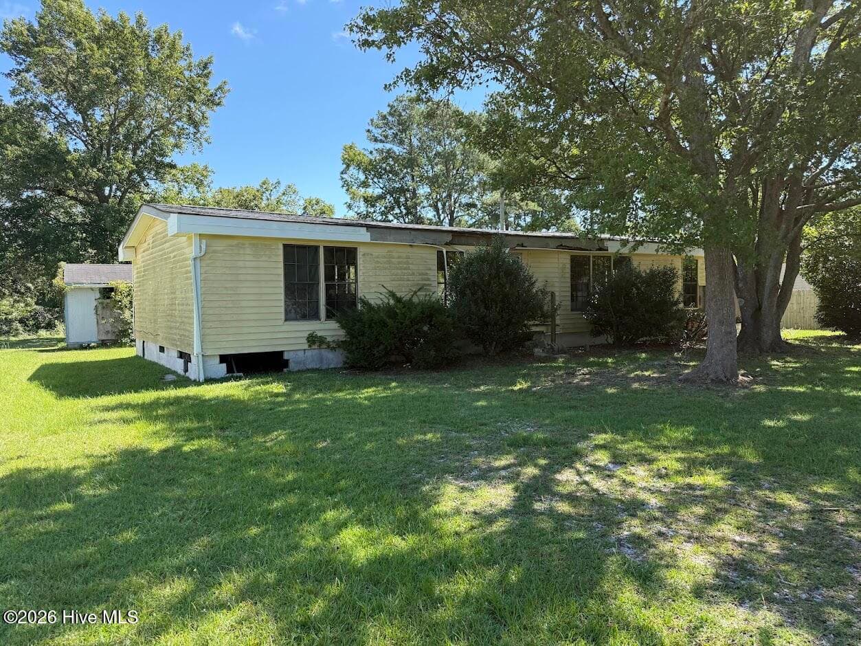255 Hilltop Road, Newport, NC 28570