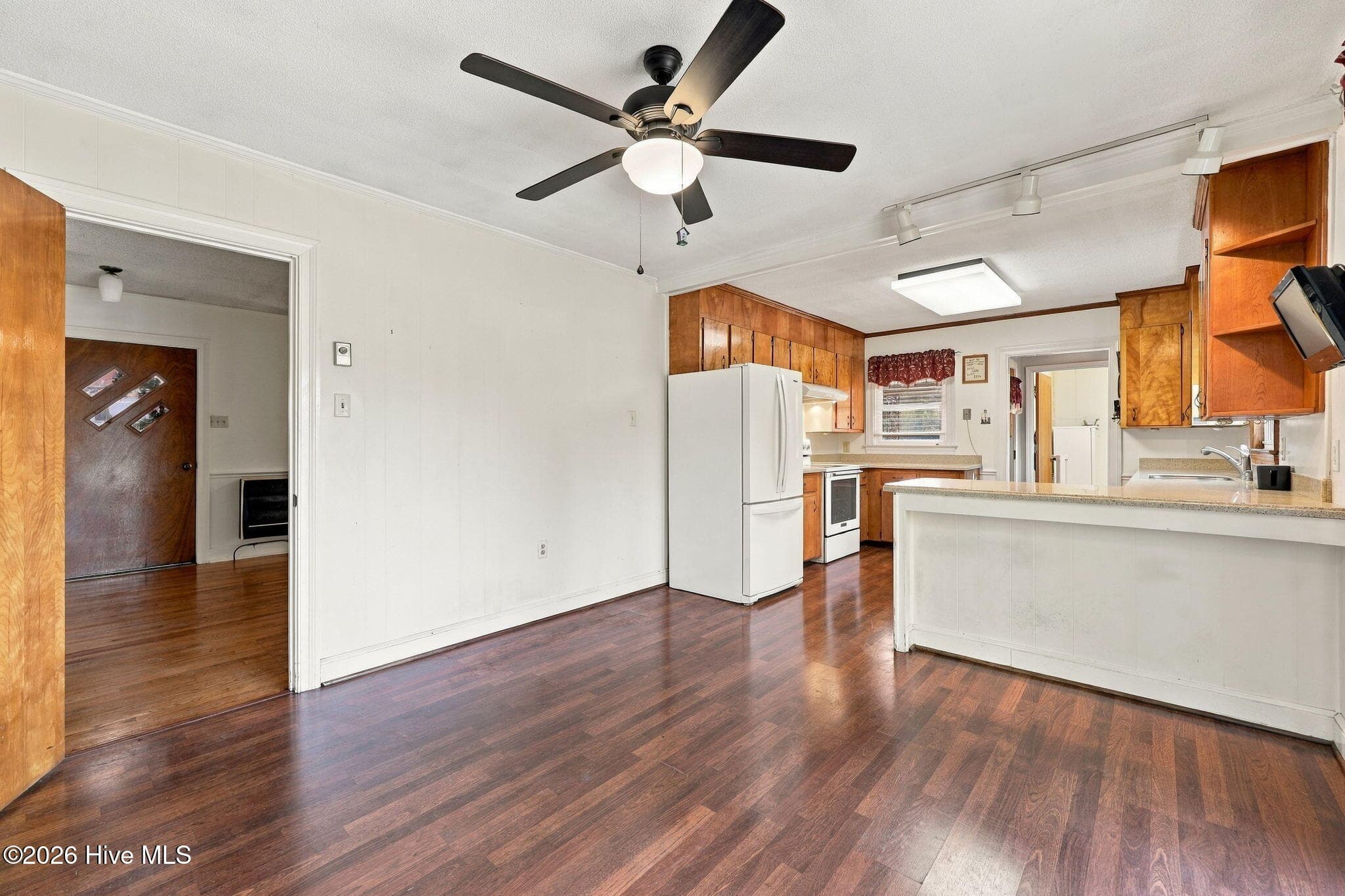 Single Family Residence at 2623 Pauls Path Road, Kinston, NC 28504, photo 13 of 45