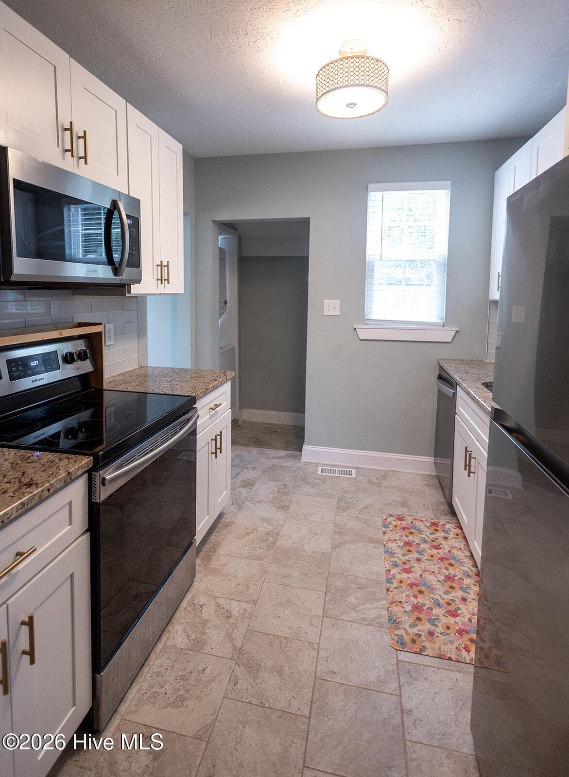 Single Family Residence at 1720 Oak Drive, Augusta, GA 30904, photo 7 of 17