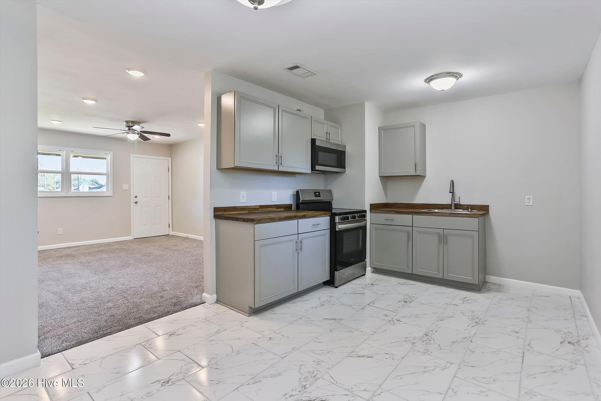 Single Family Residence at 315 E View Drive, Augusta, GA 30901, photo 7 of 23