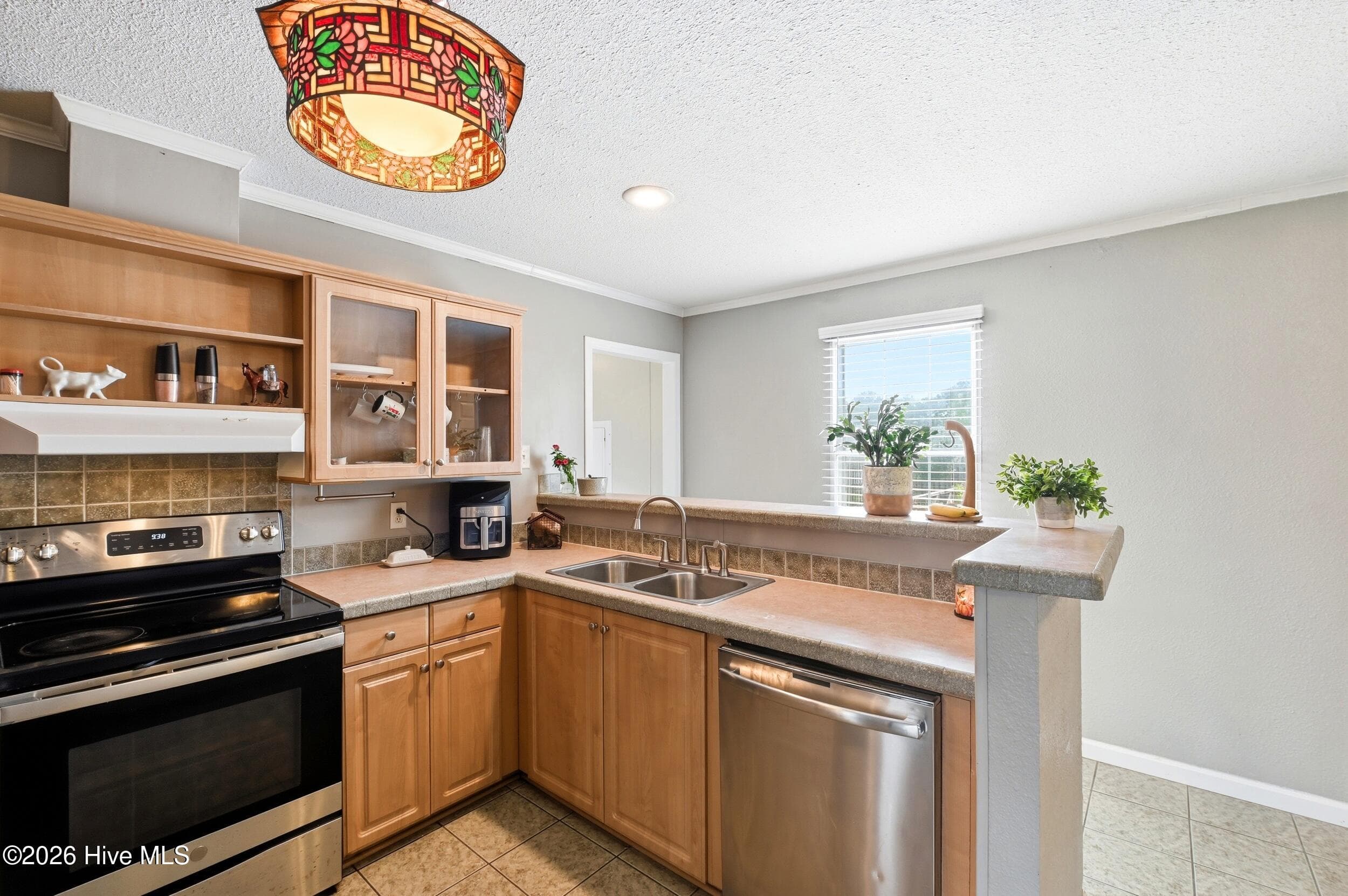 Manufactured Home at 71 Gobbler Court, Rocky Point, NC 28457, photo 10 of 54