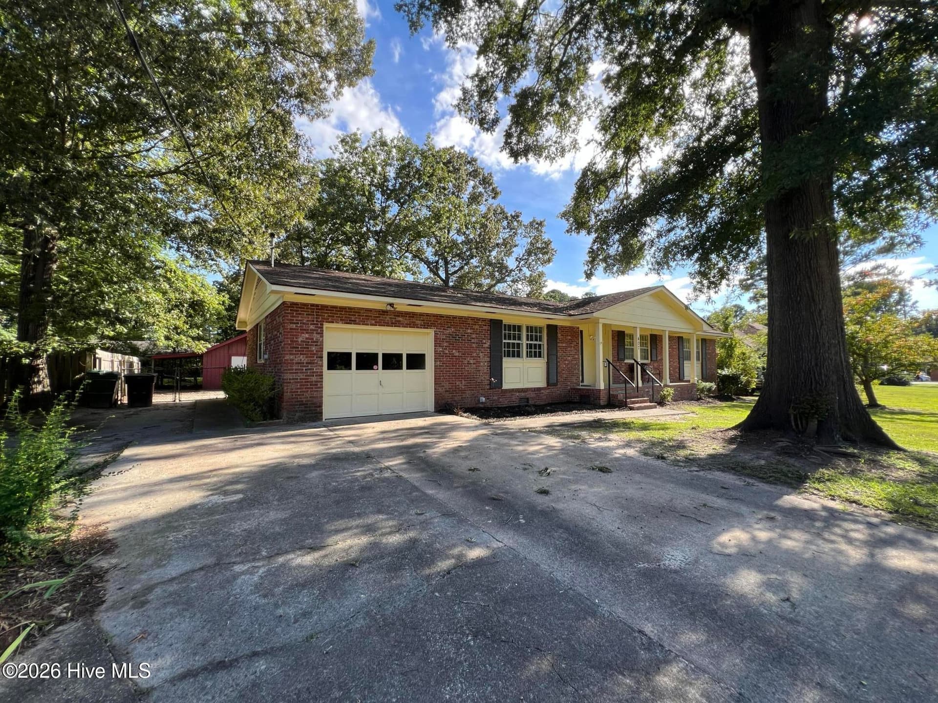 407 W Northern Boulevard, Tarboro, NC 27886