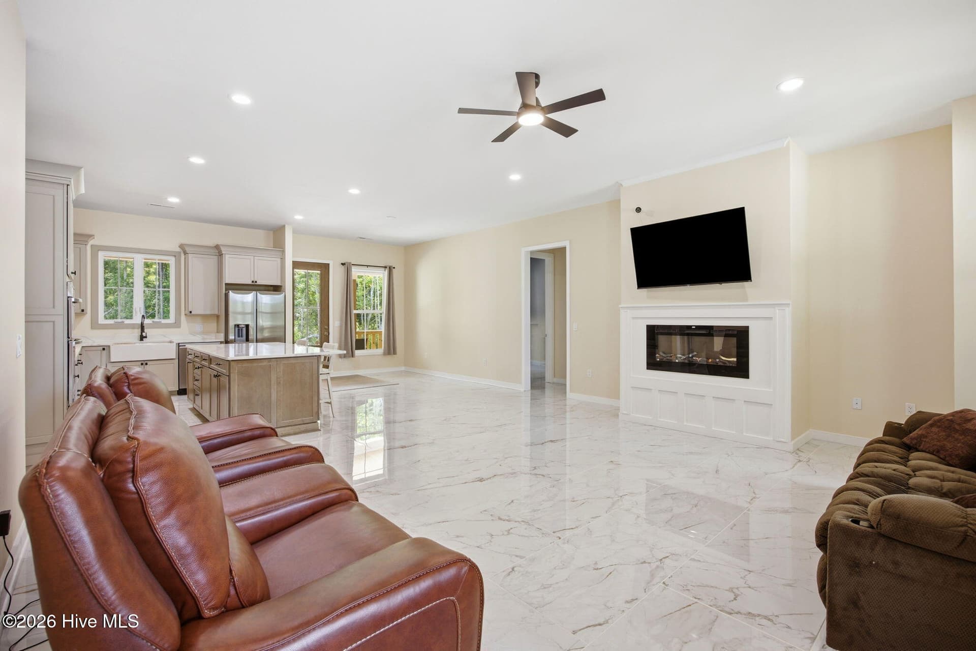 Single Family Residence at 2102 Midway Road SE, Bolivia, NC 28422, photo 15 of 59
