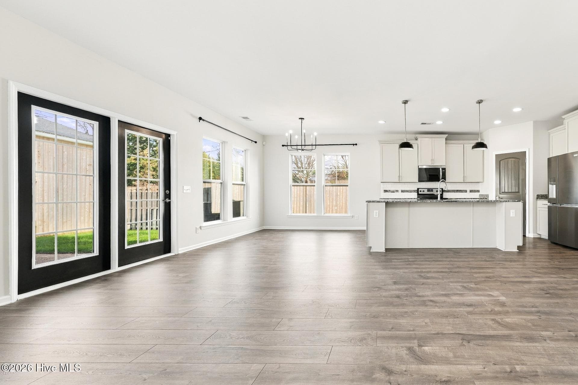Single Family Residence at 9 Julliard Court, Savannah, GA 31419, photo 7 of 19