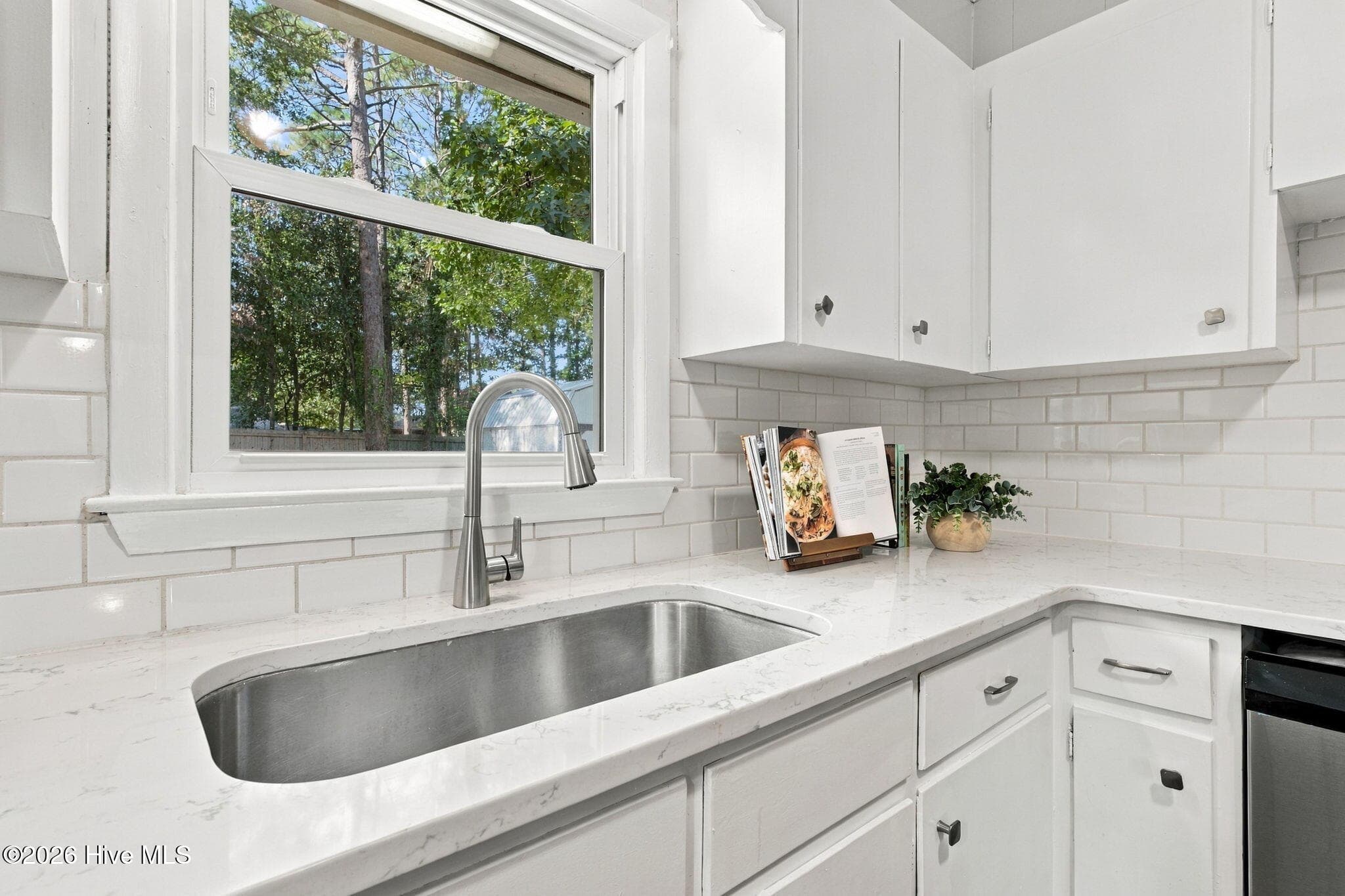 Single Family Residence at 5410 Rollin Road, Wilmington, NC 28409, photo 16 of 53